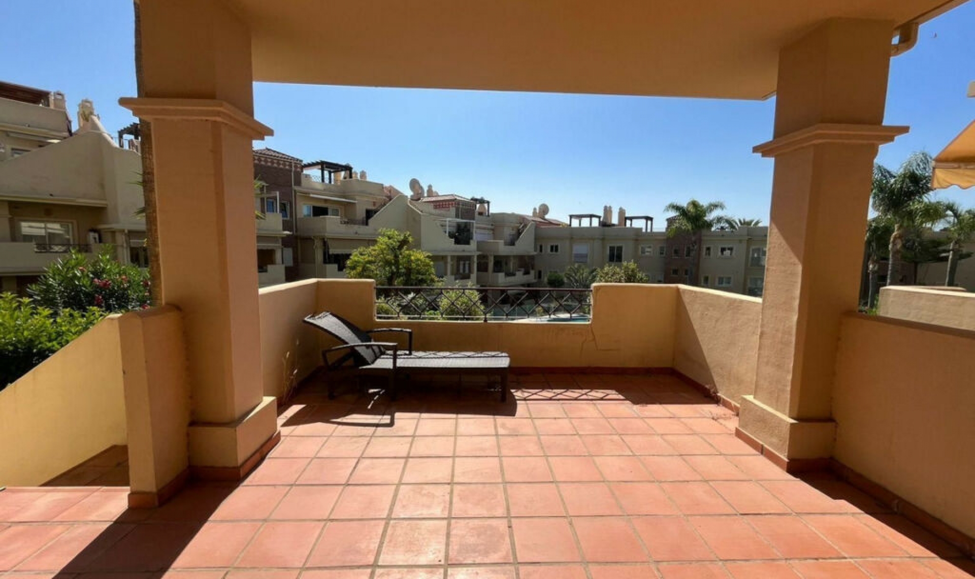 Další prodej - Apartment -
Estepona