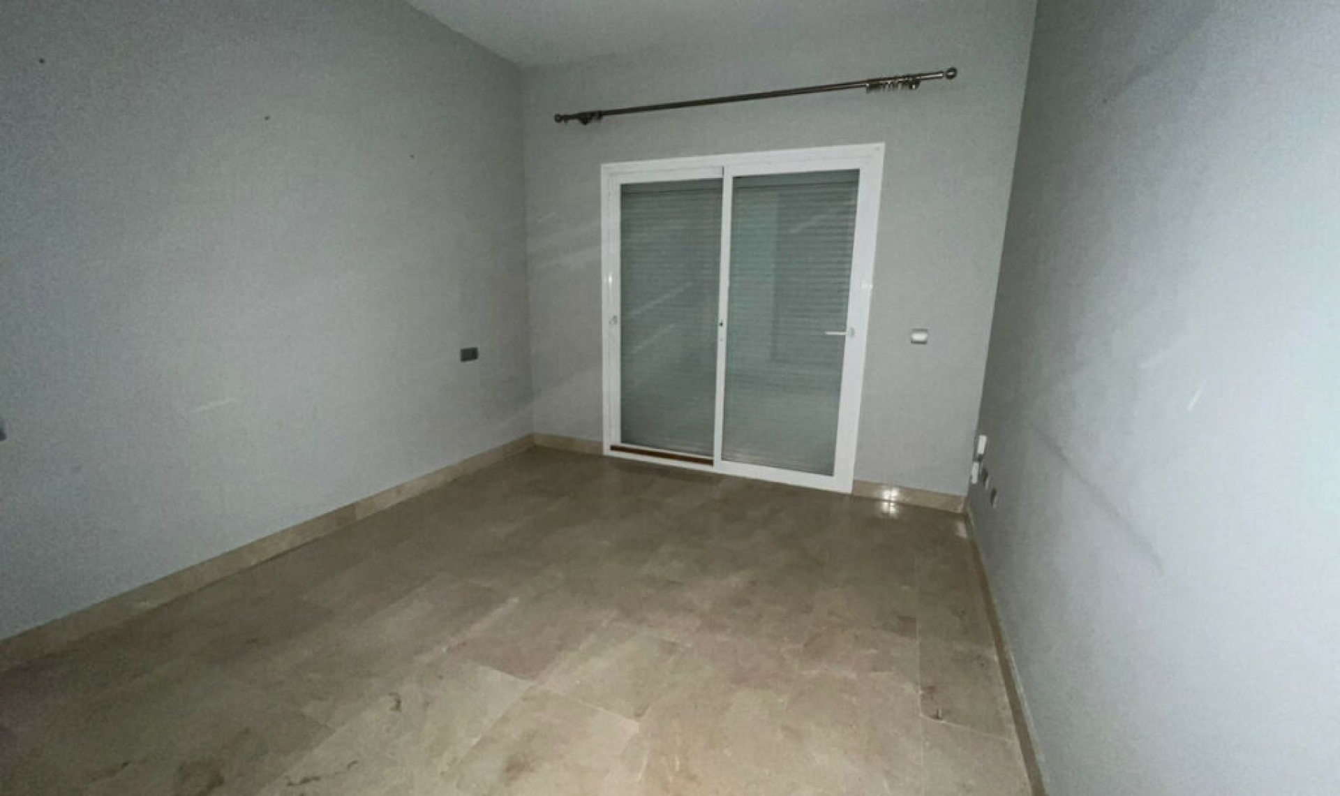 Další prodej - Apartment -
Estepona