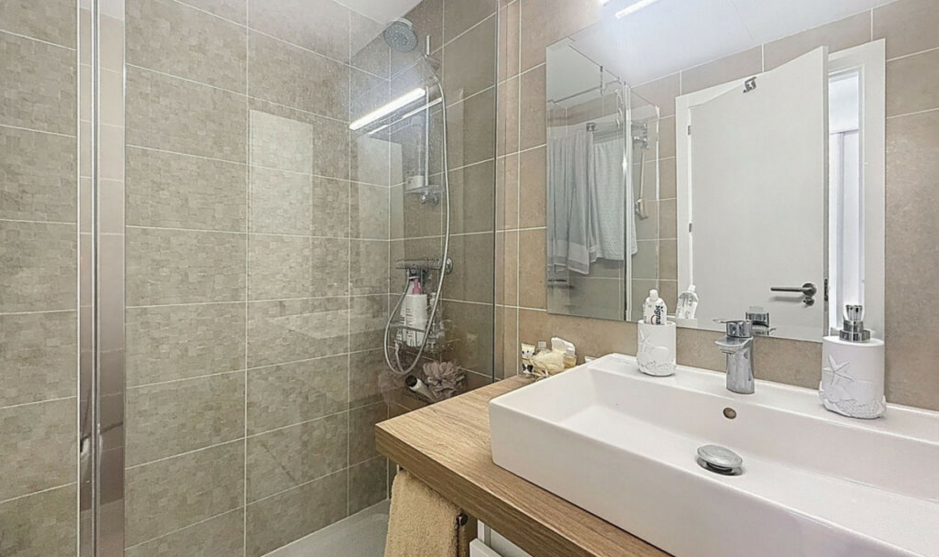 Další prodej - Apartment -
Estepona