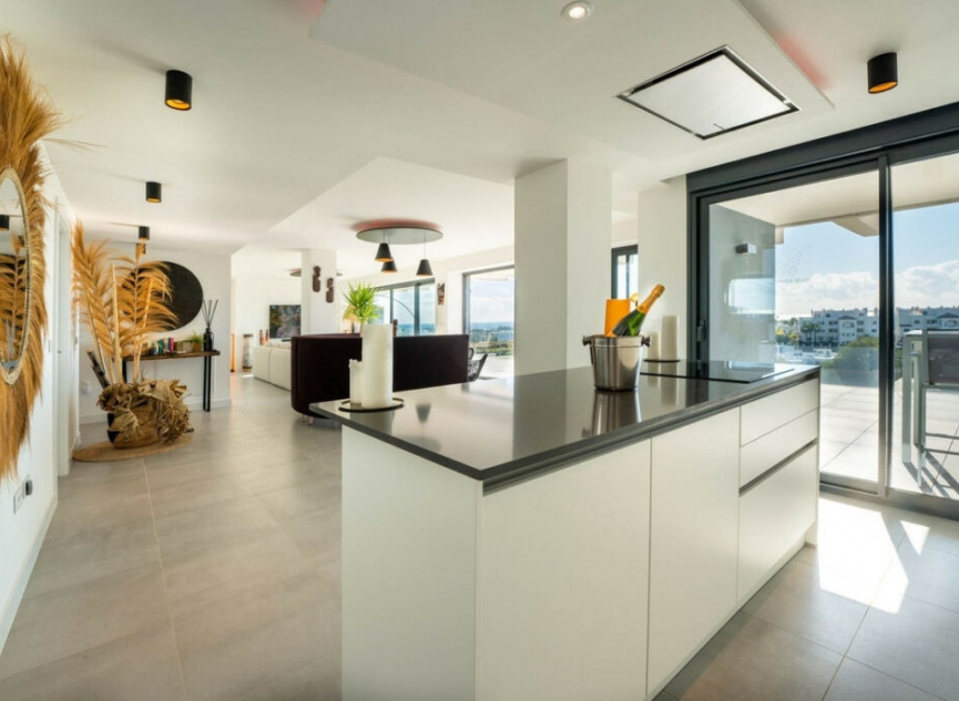 Další prodej - Apartment -
Estepona
