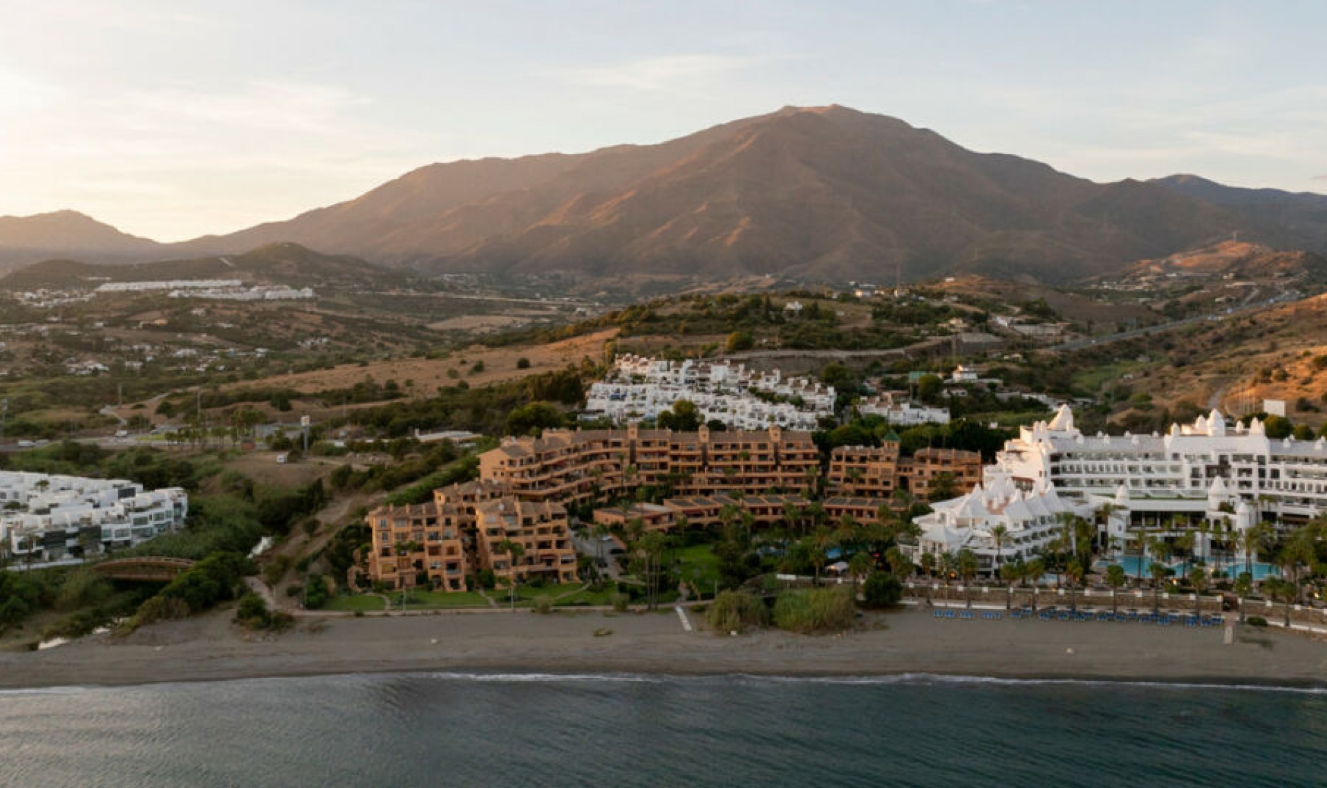 Další prodej - Apartment -
Estepona