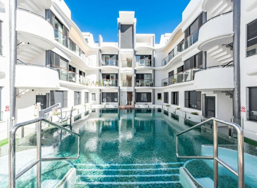 Další prodej - Apartment -
Estepona