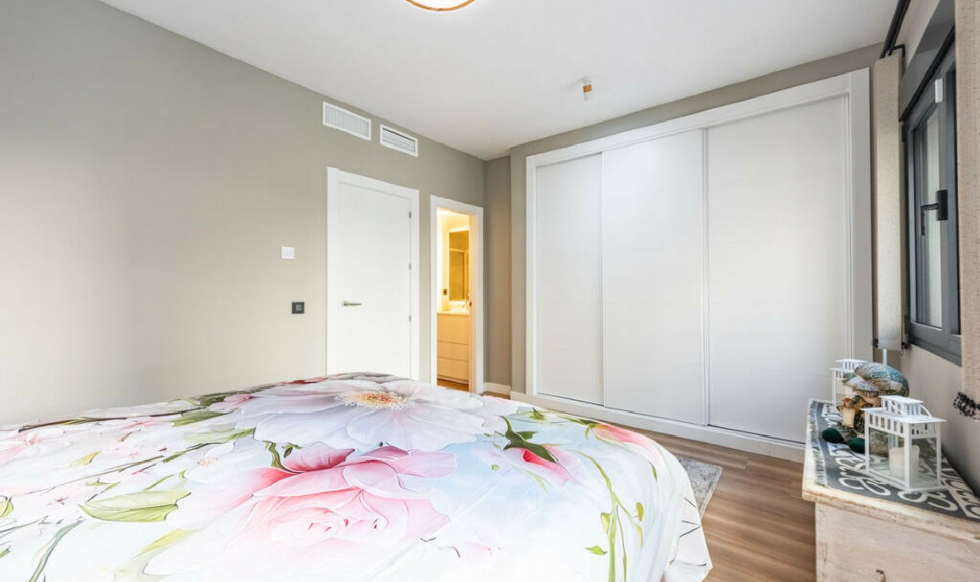 Další prodej - Apartment -
Estepona