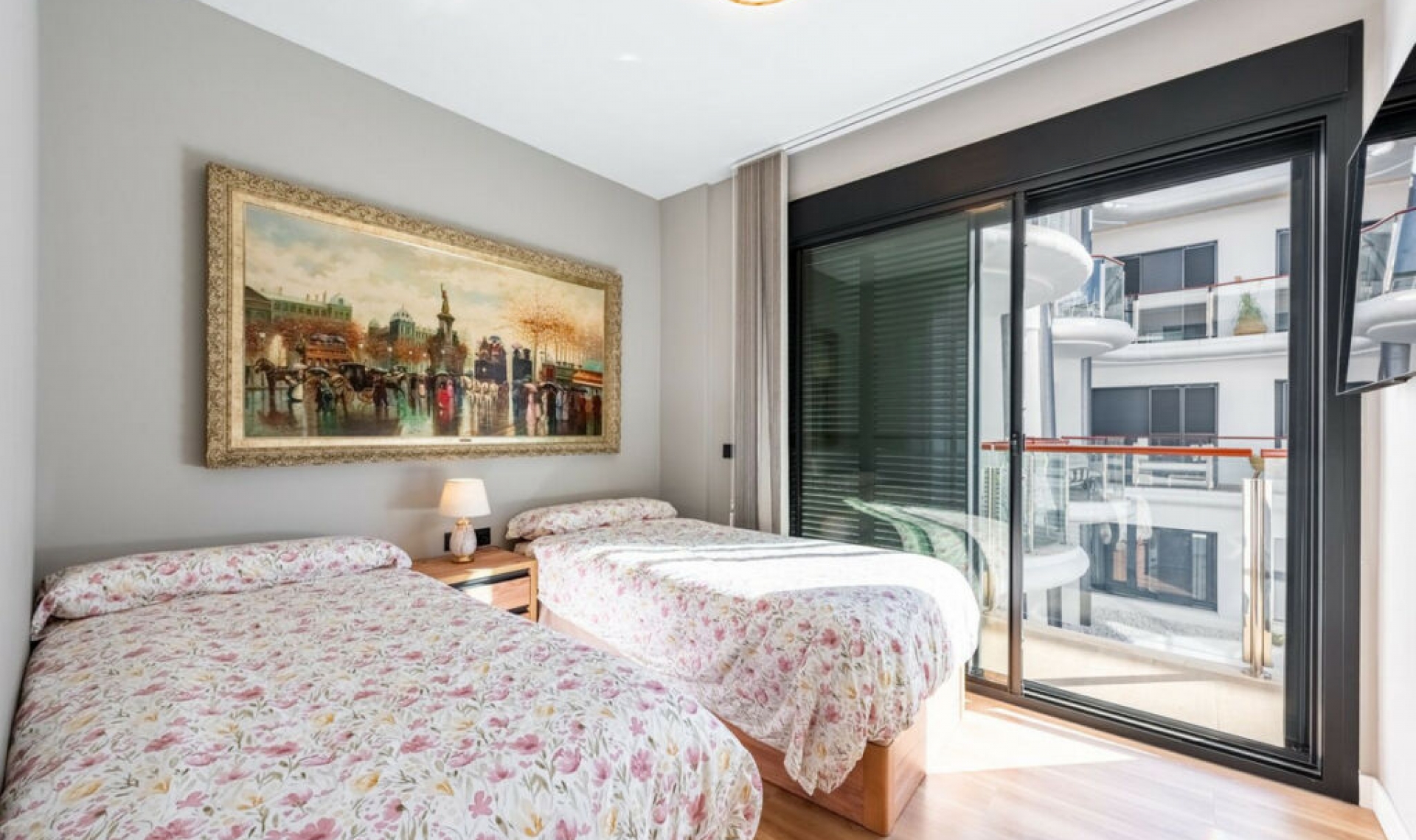 Další prodej - Apartment -
Estepona