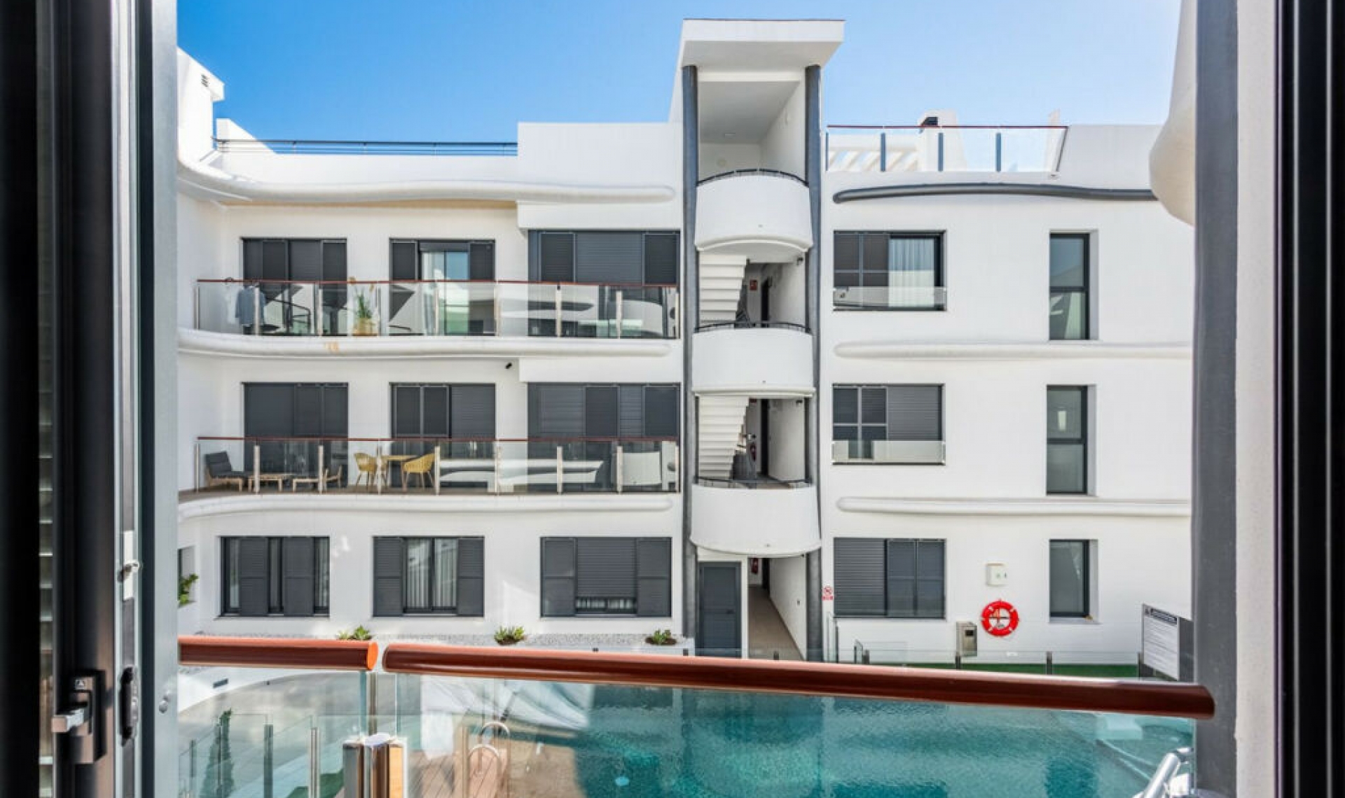 Další prodej - Apartment -
Estepona