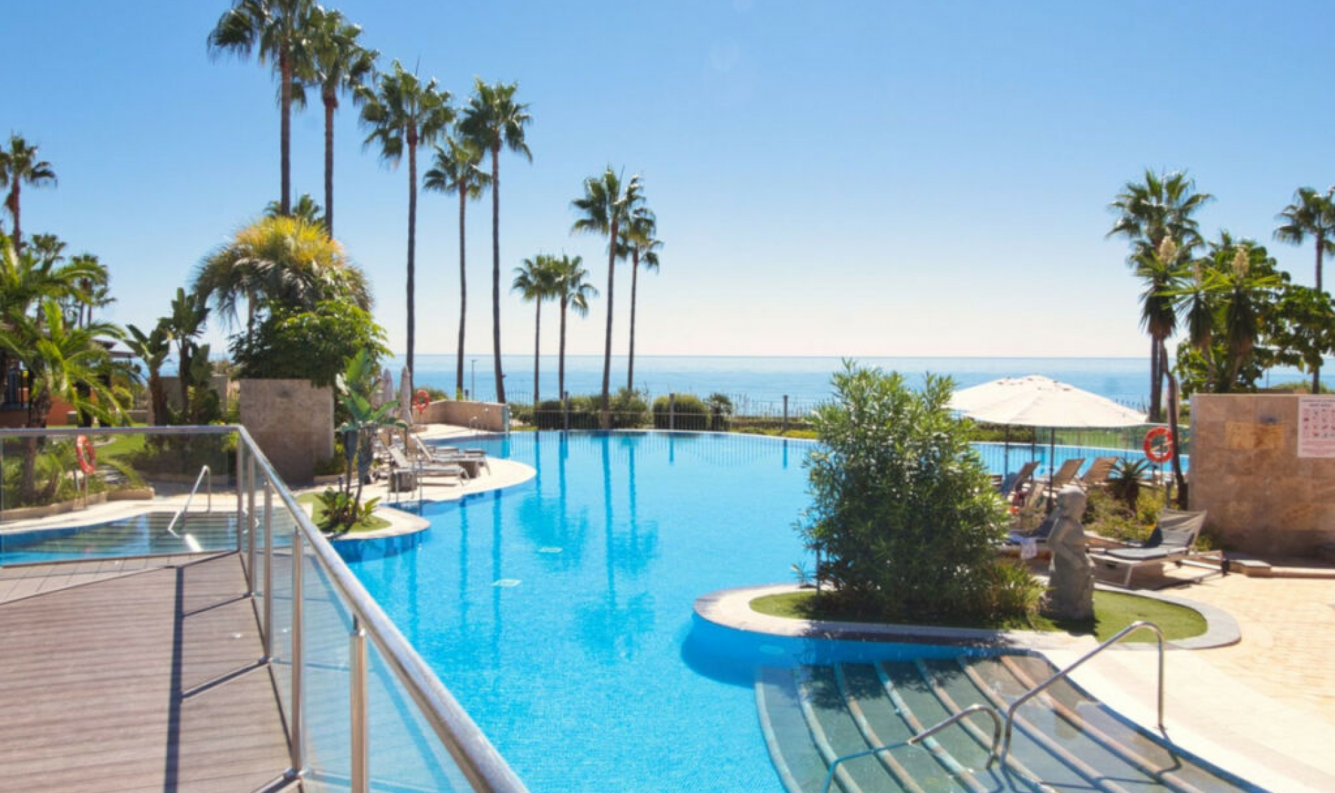 Další prodej - Apartment -
Estepona
