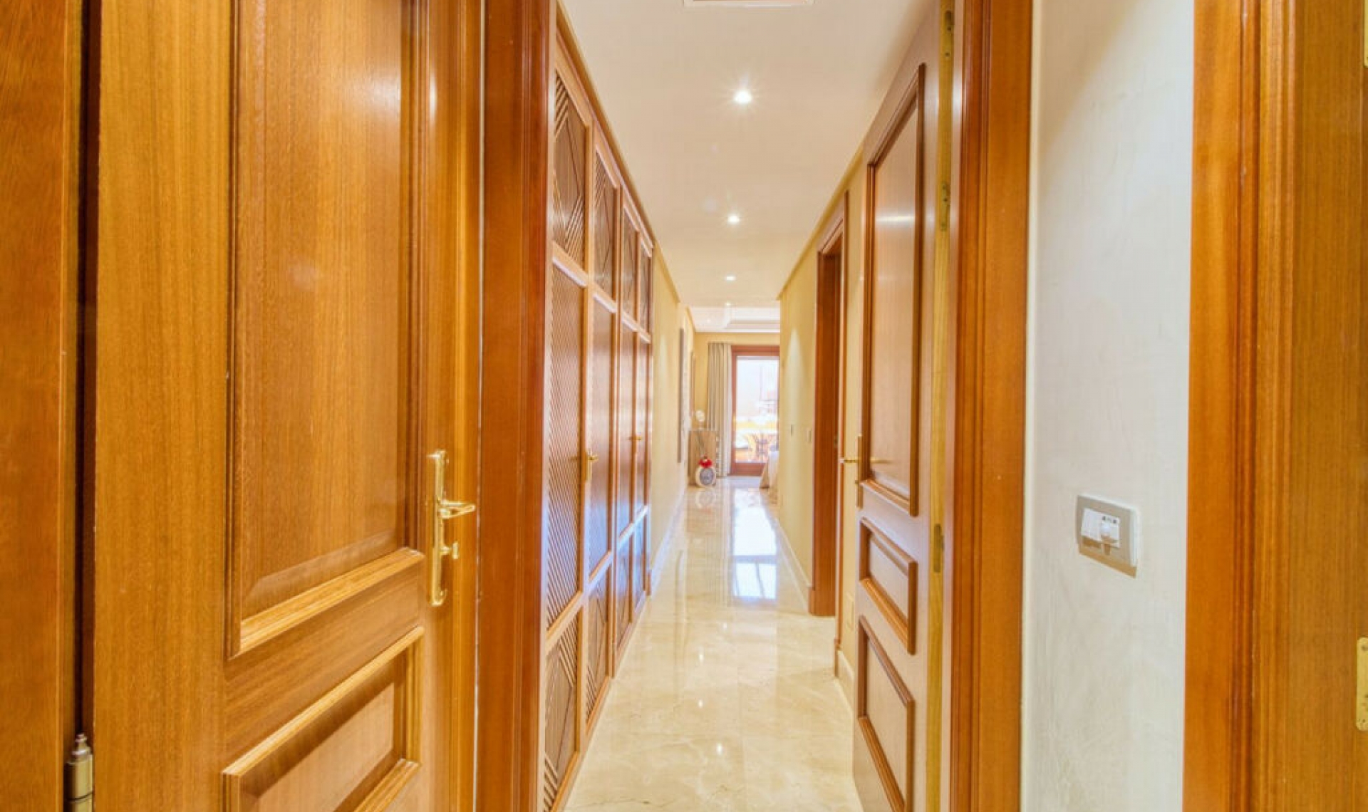 Další prodej - Apartment -
Estepona