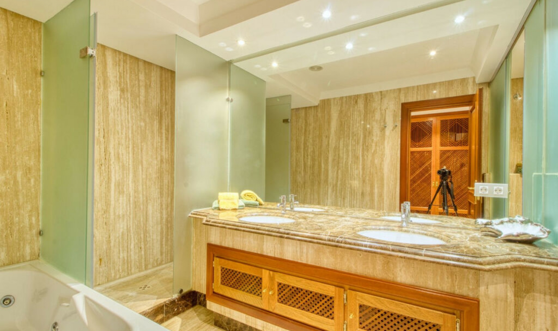 Další prodej - Apartment -
Estepona