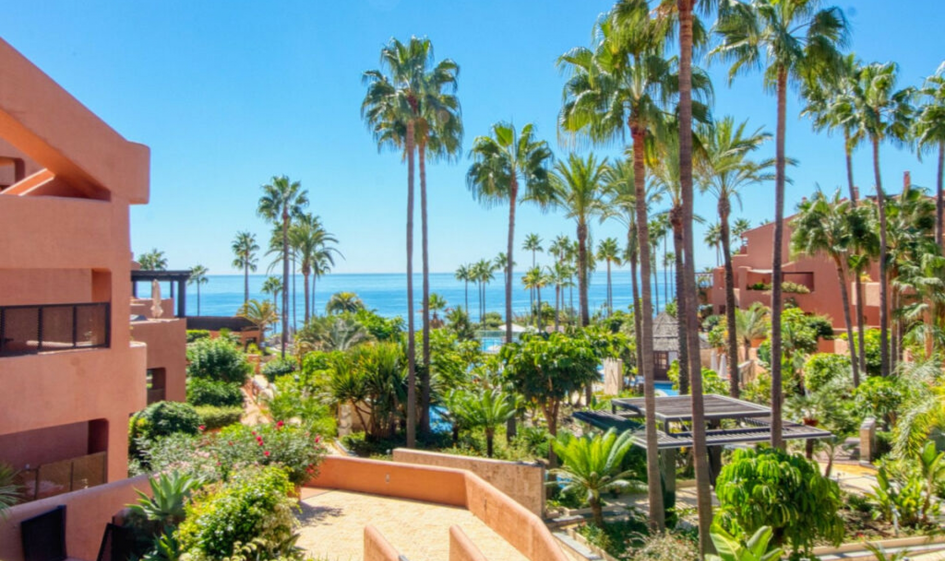 Další prodej - Apartment -
Estepona