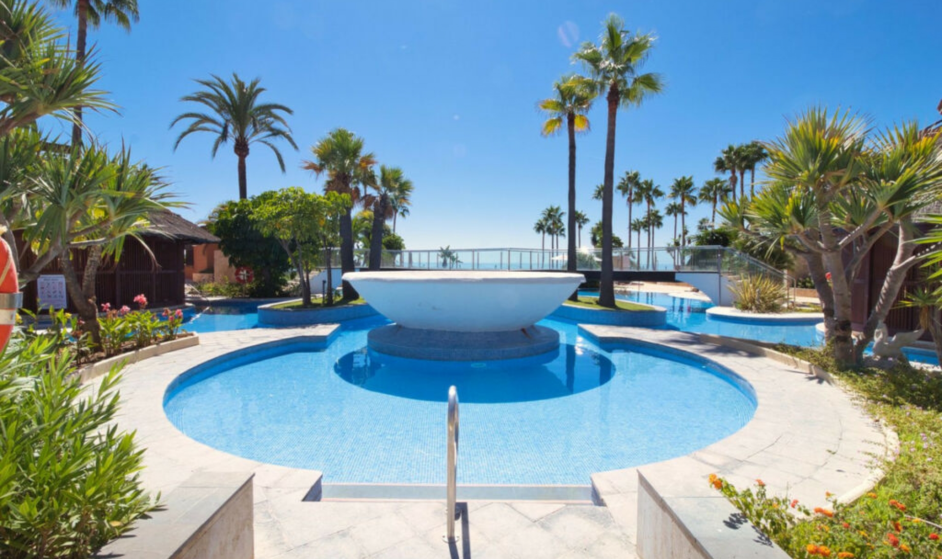 Další prodej - Apartment -
Estepona