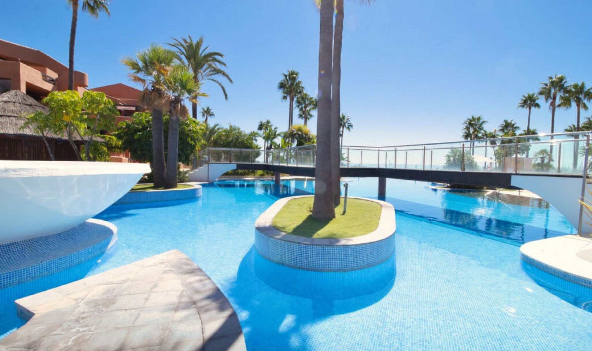 Další prodej - Apartment -
Estepona