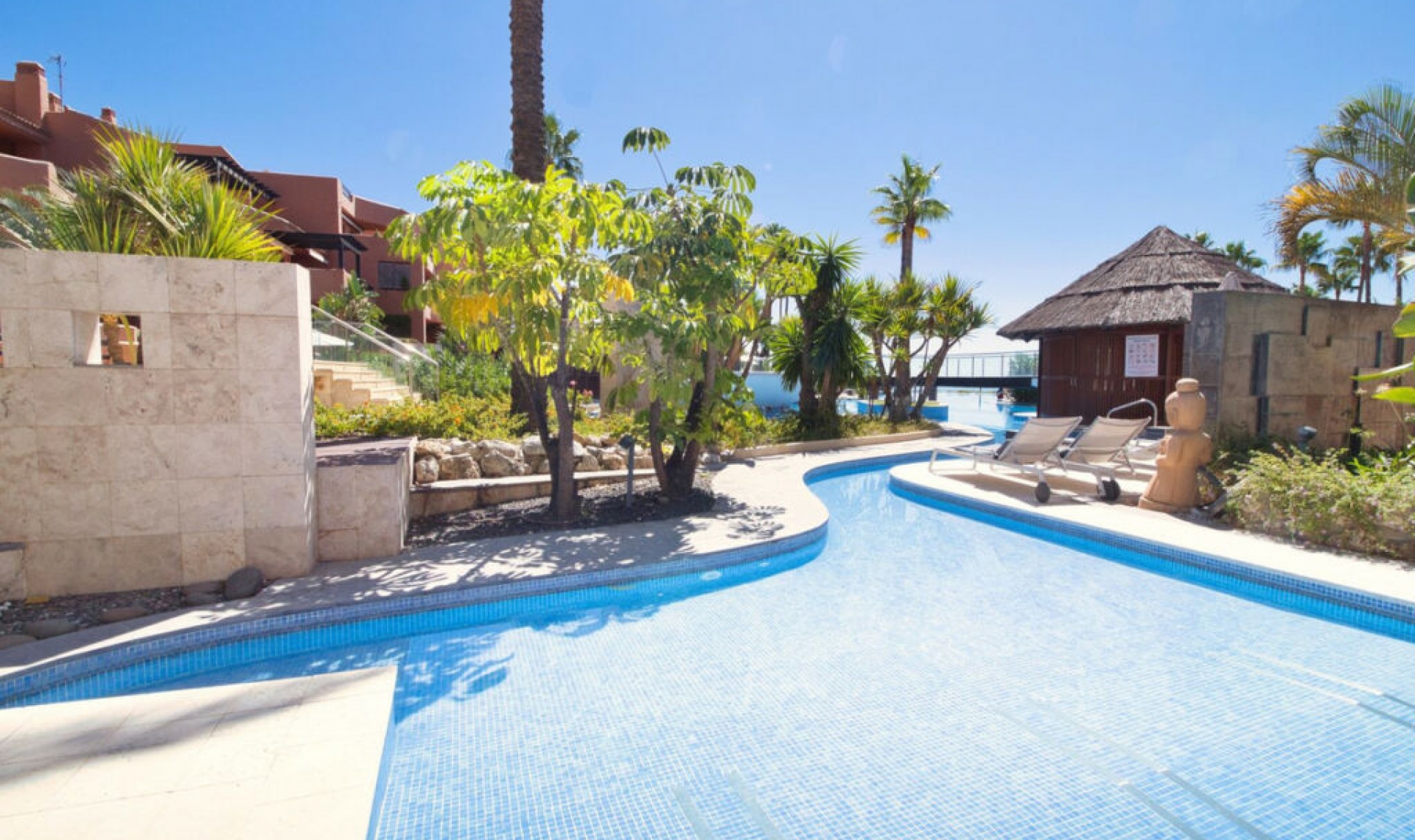 Další prodej - Apartment -
Estepona