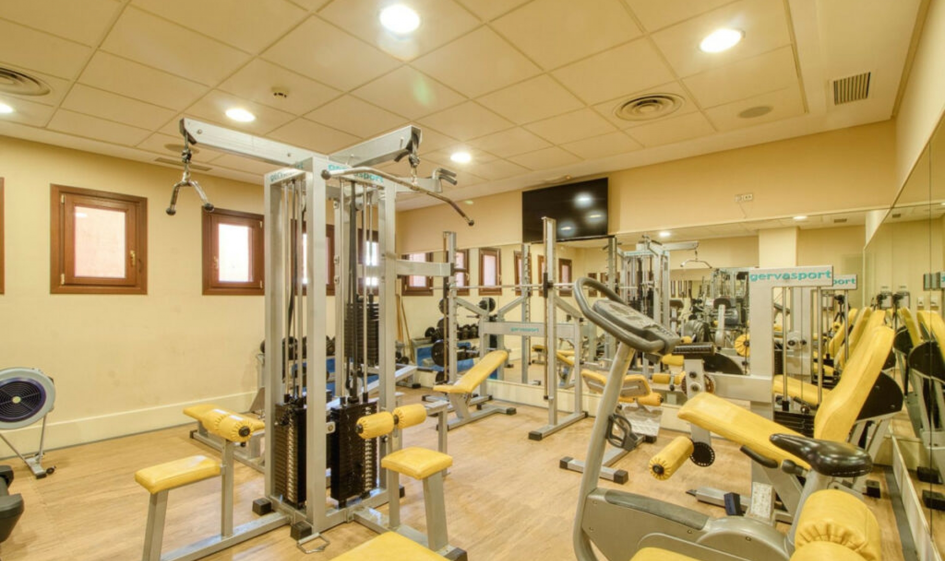 Další prodej - Apartment -
Estepona
