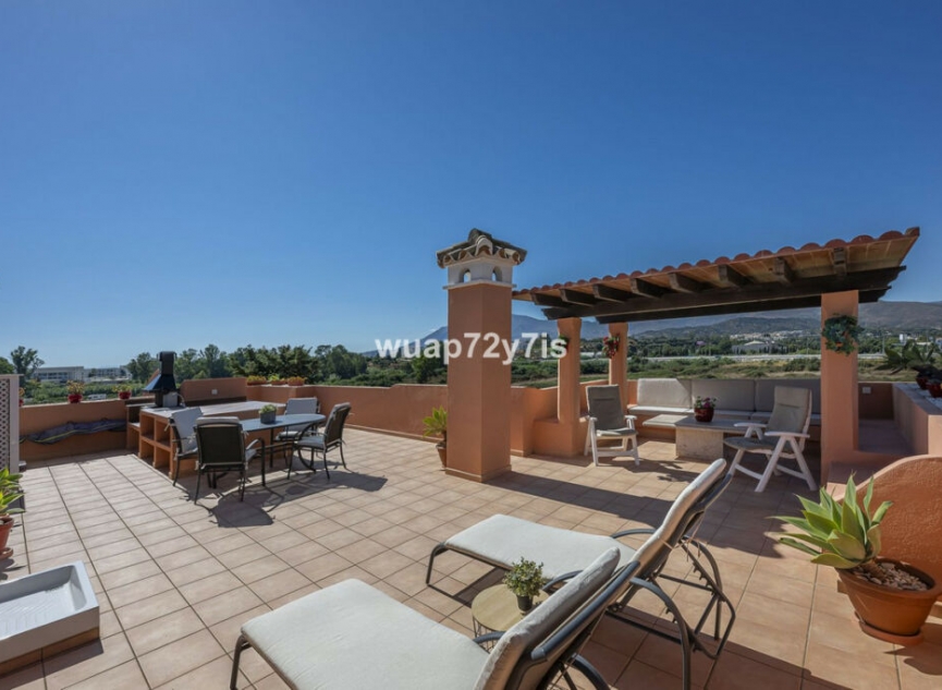 Další prodej - Apartment -
Estepona