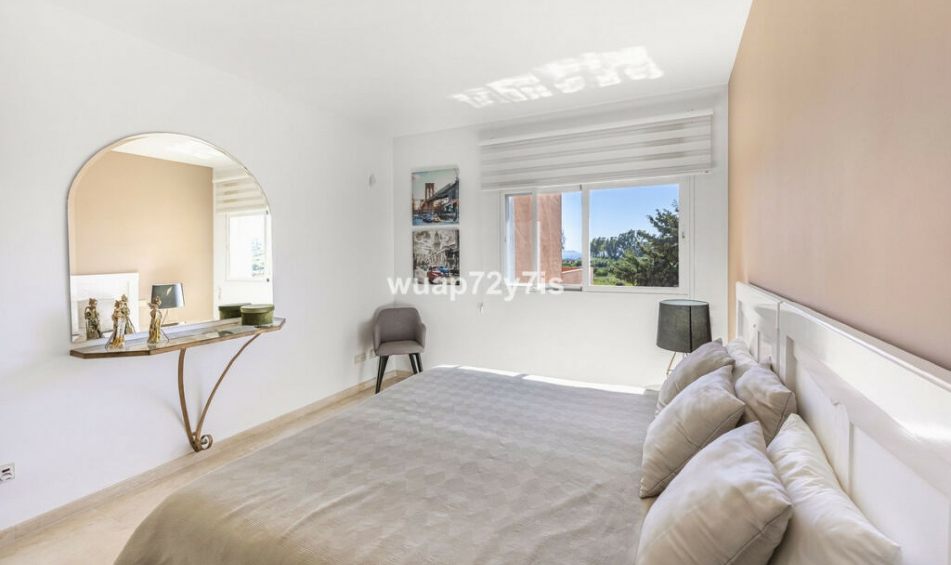 Další prodej - Apartment -
Estepona