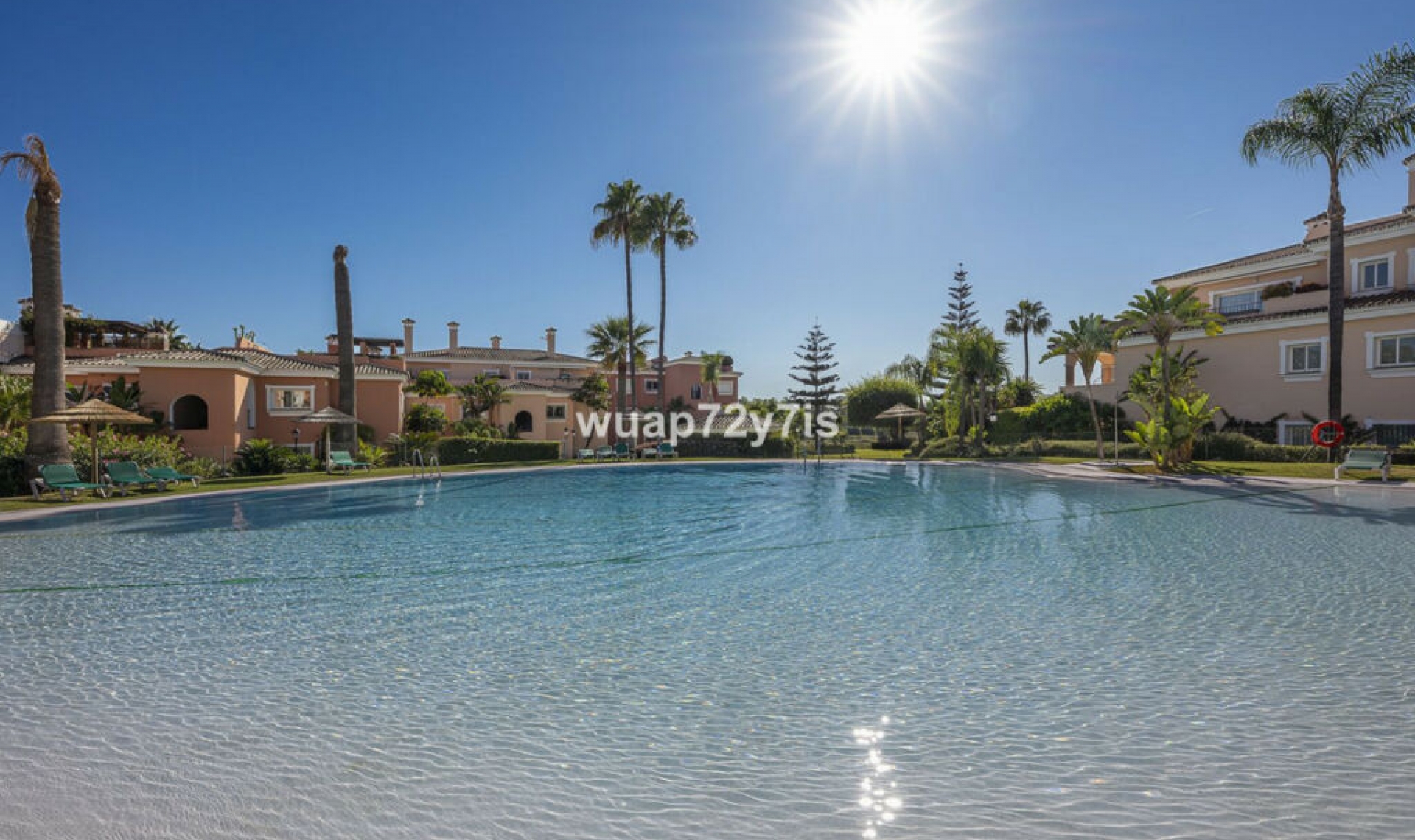 Další prodej - Apartment -
Estepona