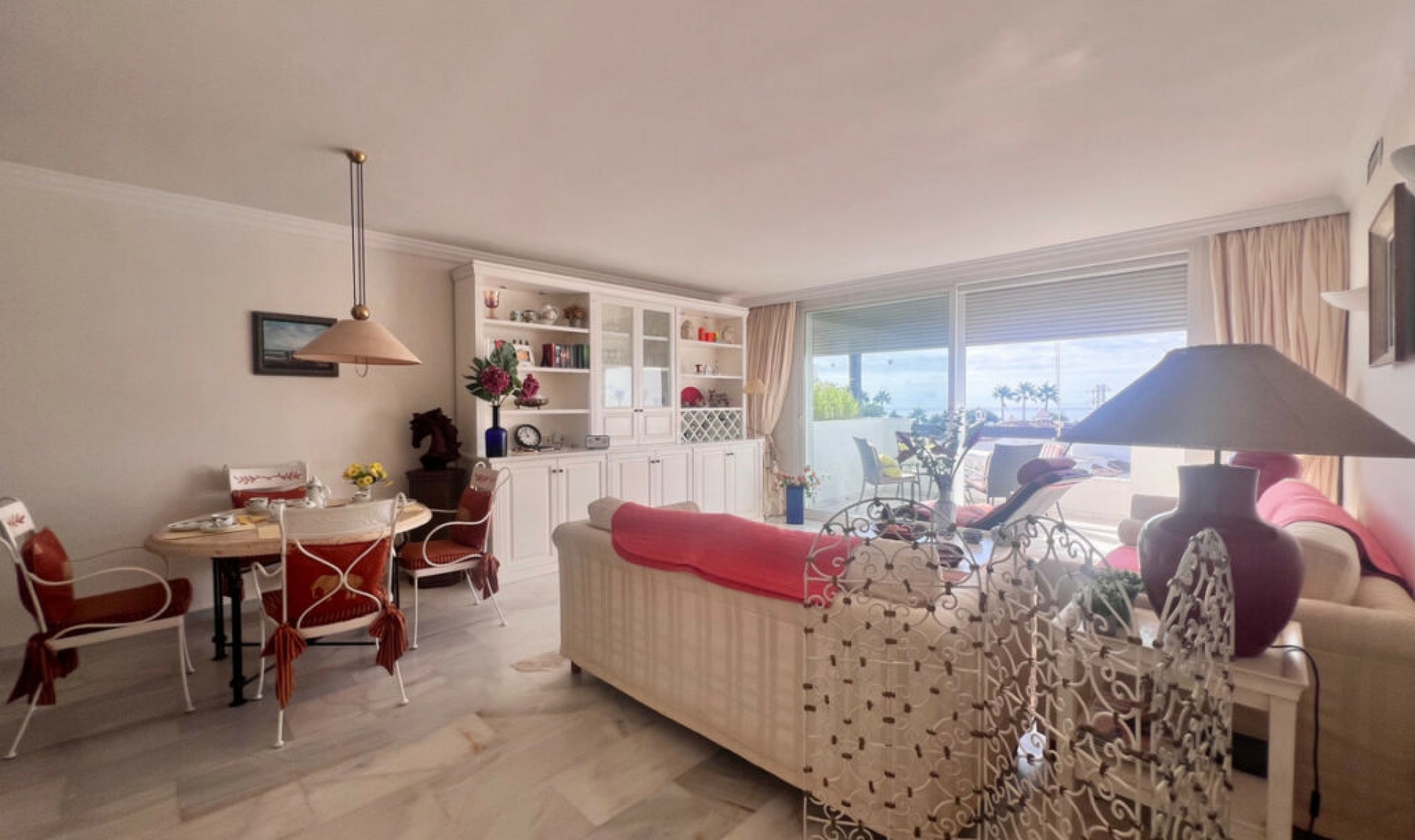 Další prodej - Apartment -
Estepona