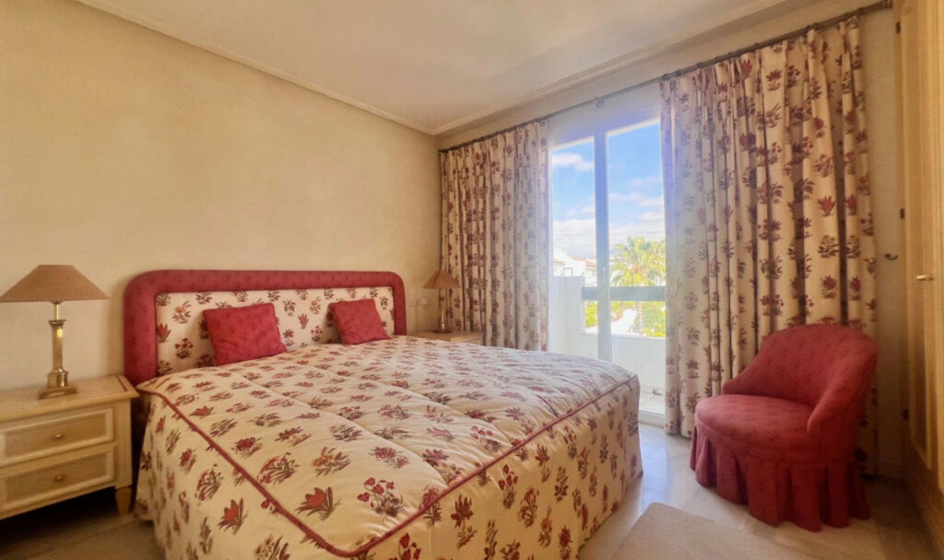 Další prodej - Apartment -
Estepona