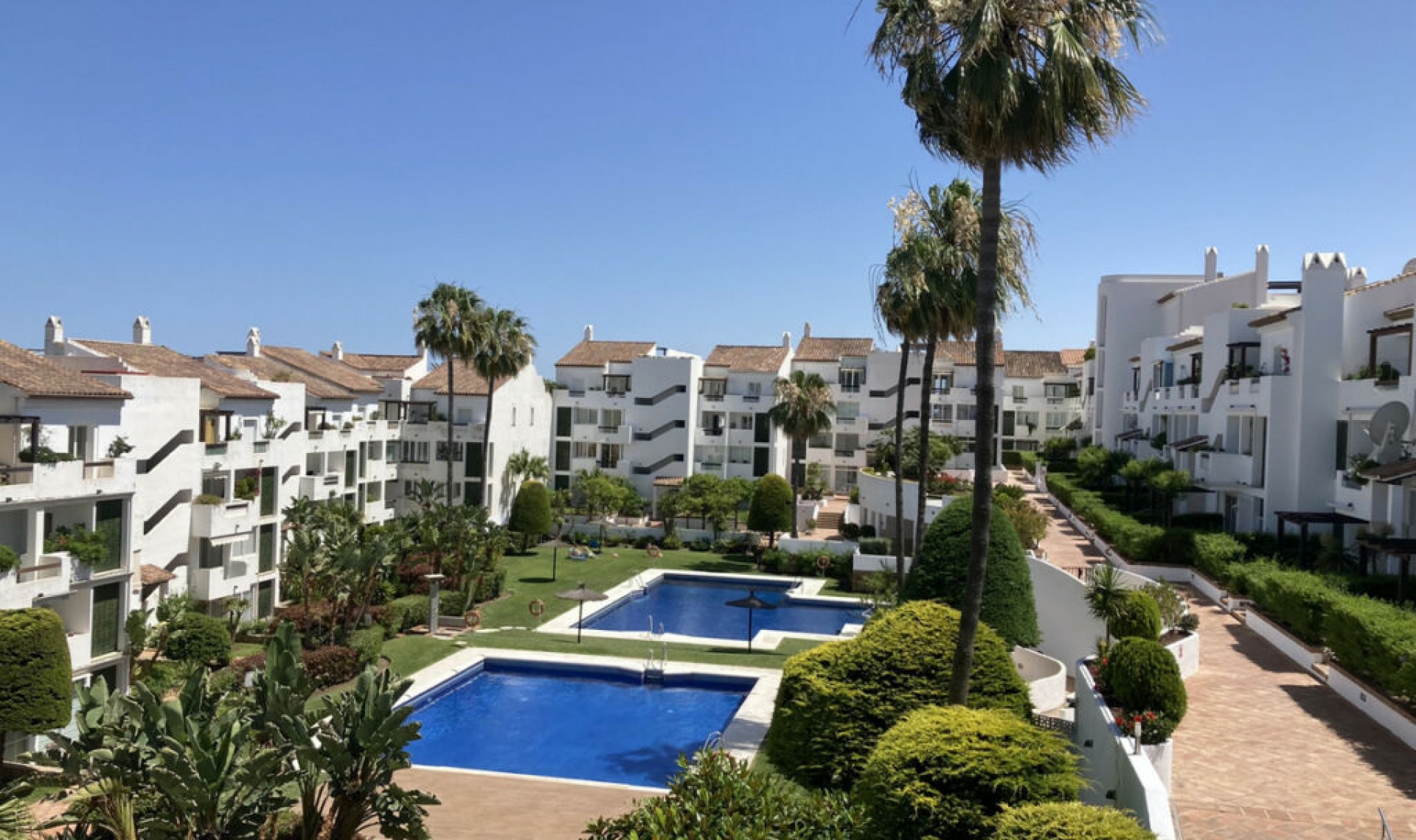 Další prodej - Apartment -
Estepona