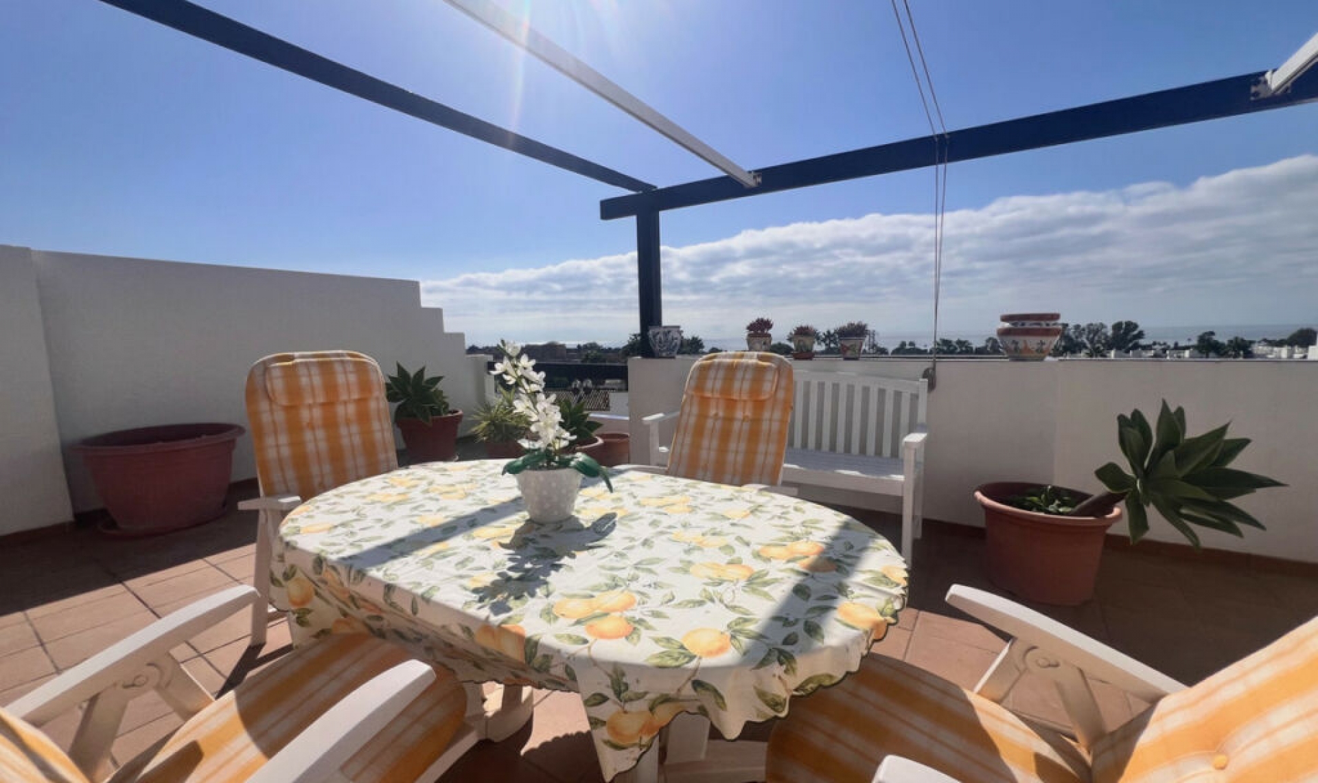 Další prodej - Apartment -
Estepona