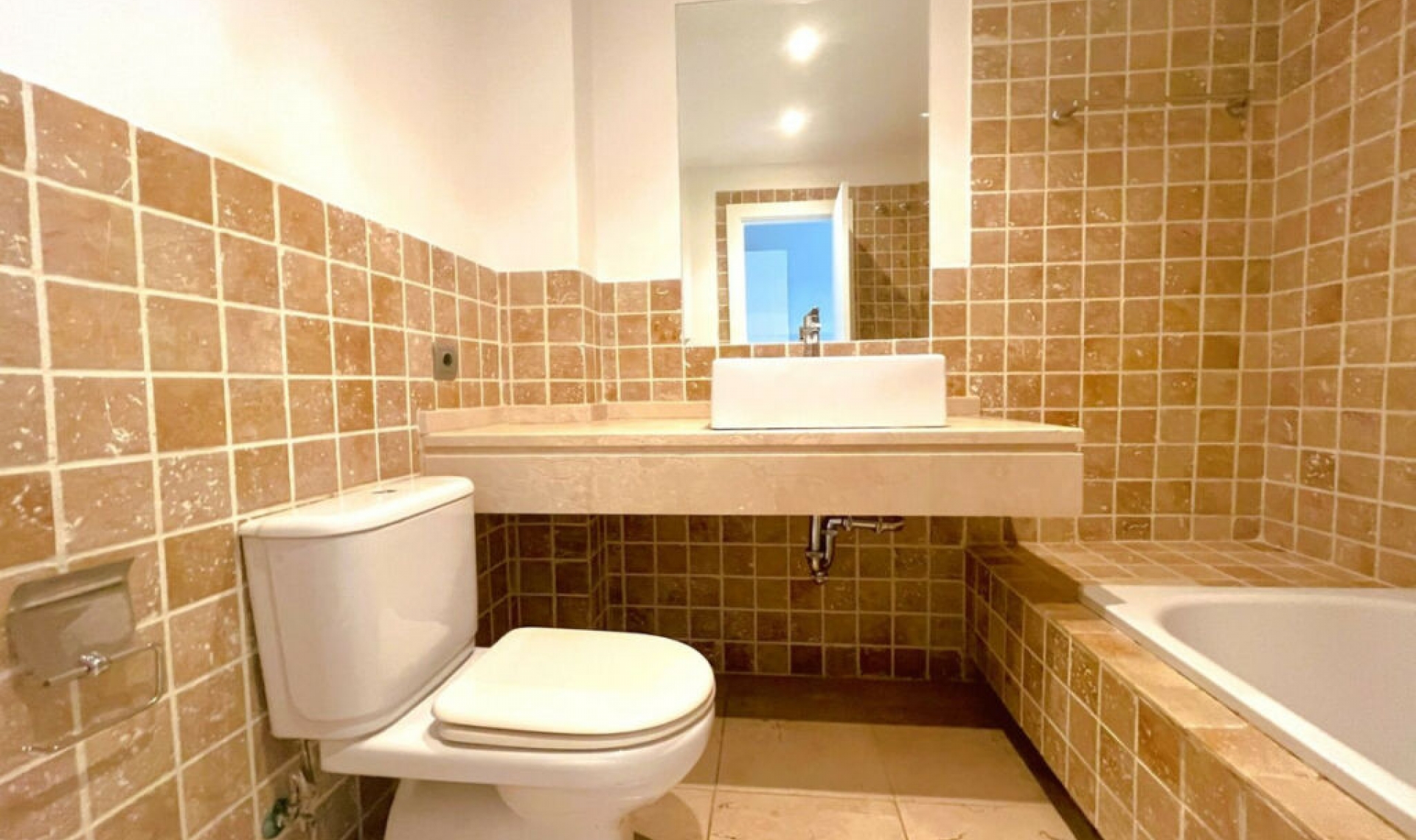 Další prodej - Apartment -
Estepona