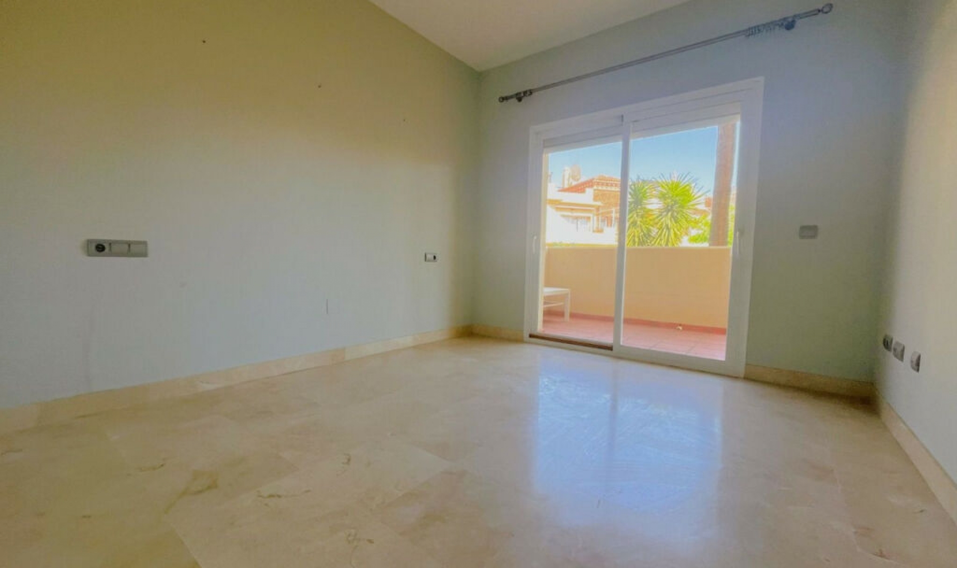 Další prodej - Apartment -
Estepona