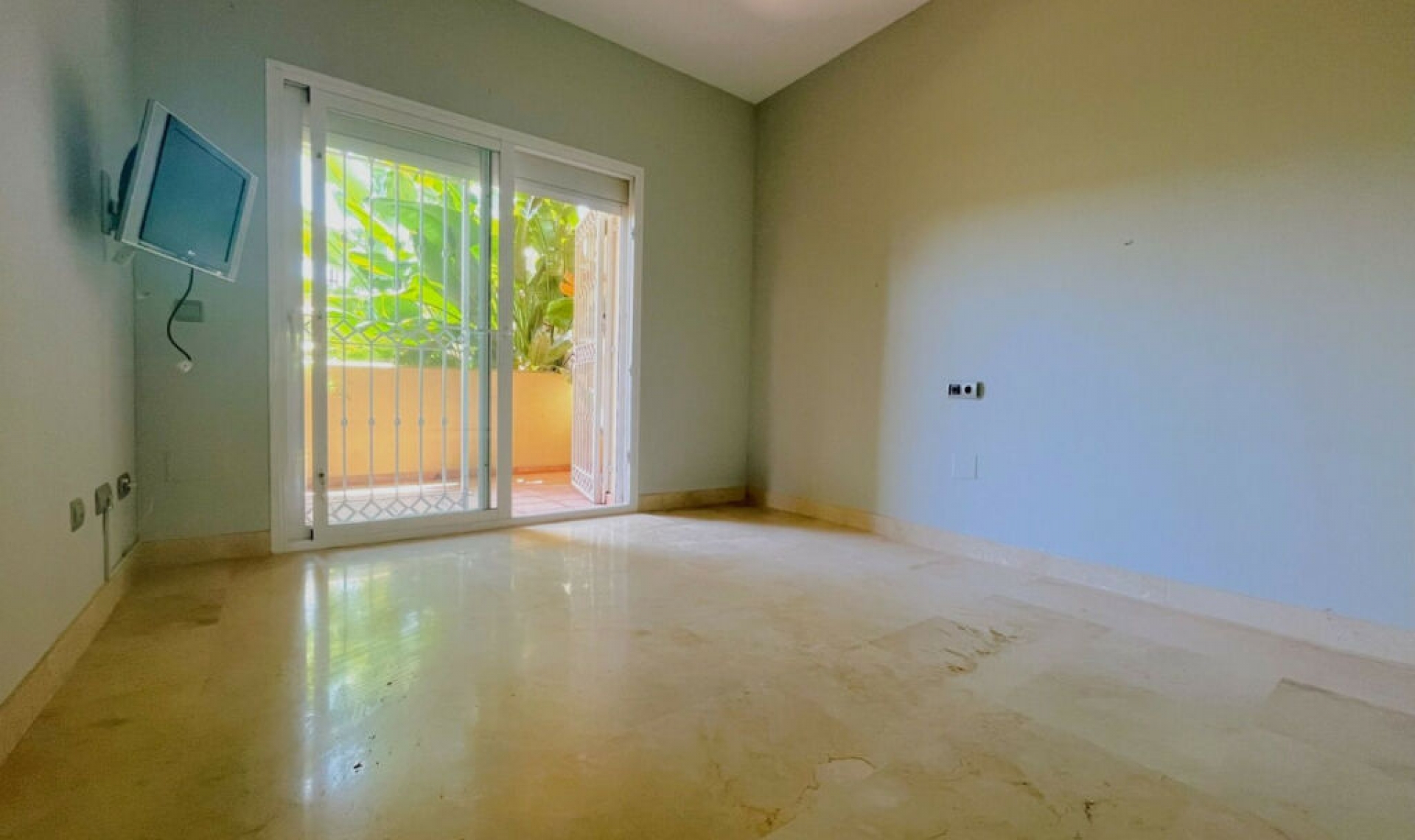 Další prodej - Apartment -
Estepona