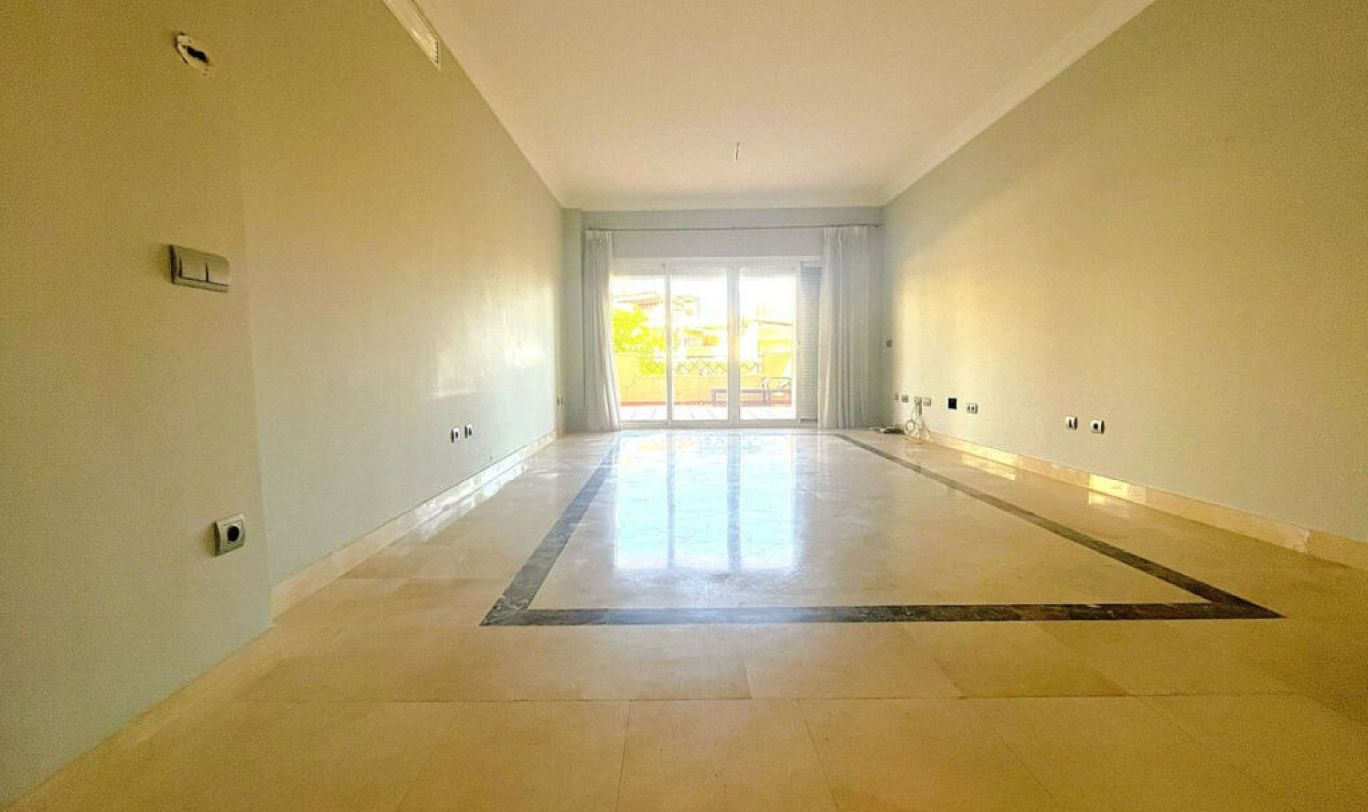 Další prodej - Apartment -
Estepona