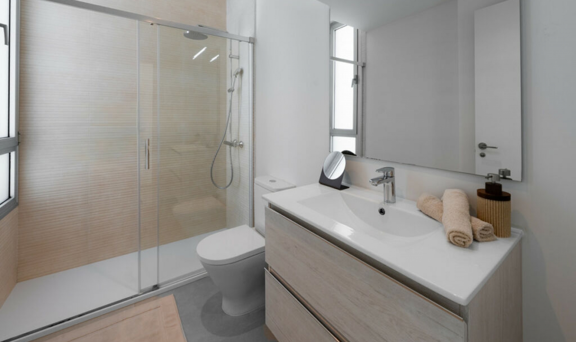Další prodej - Apartment -
Estepona
