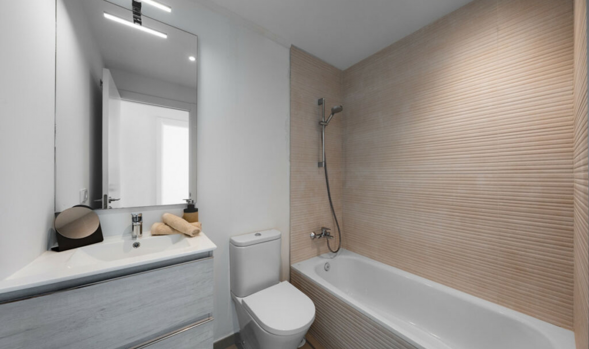 Další prodej - Apartment -
Estepona