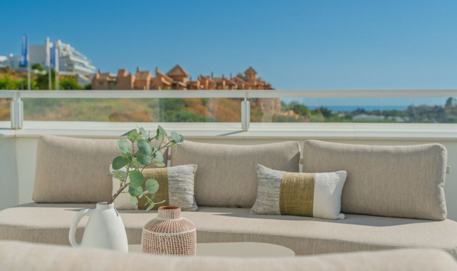 Další prodej - Apartment -
Estepona