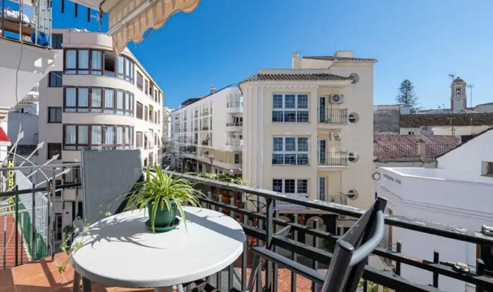 Další prodej - Apartment -
Estepona