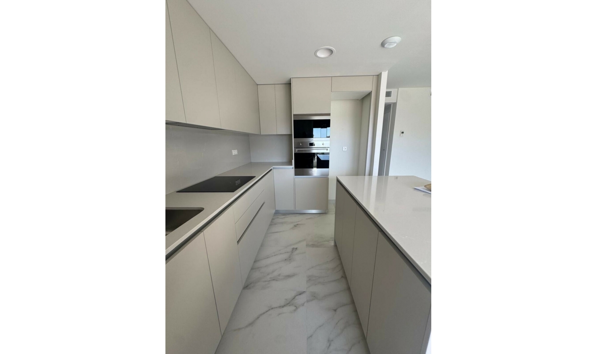 Další prodej - Apartment -
Estepona