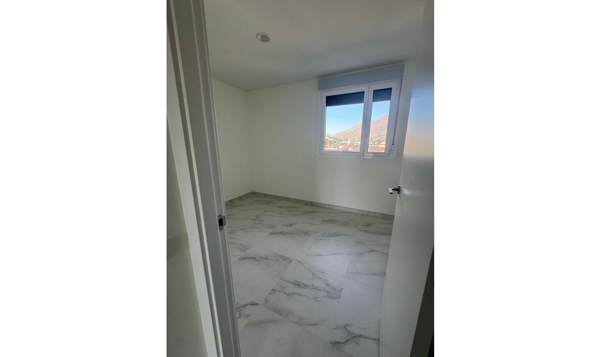 Další prodej - Apartment -
Estepona