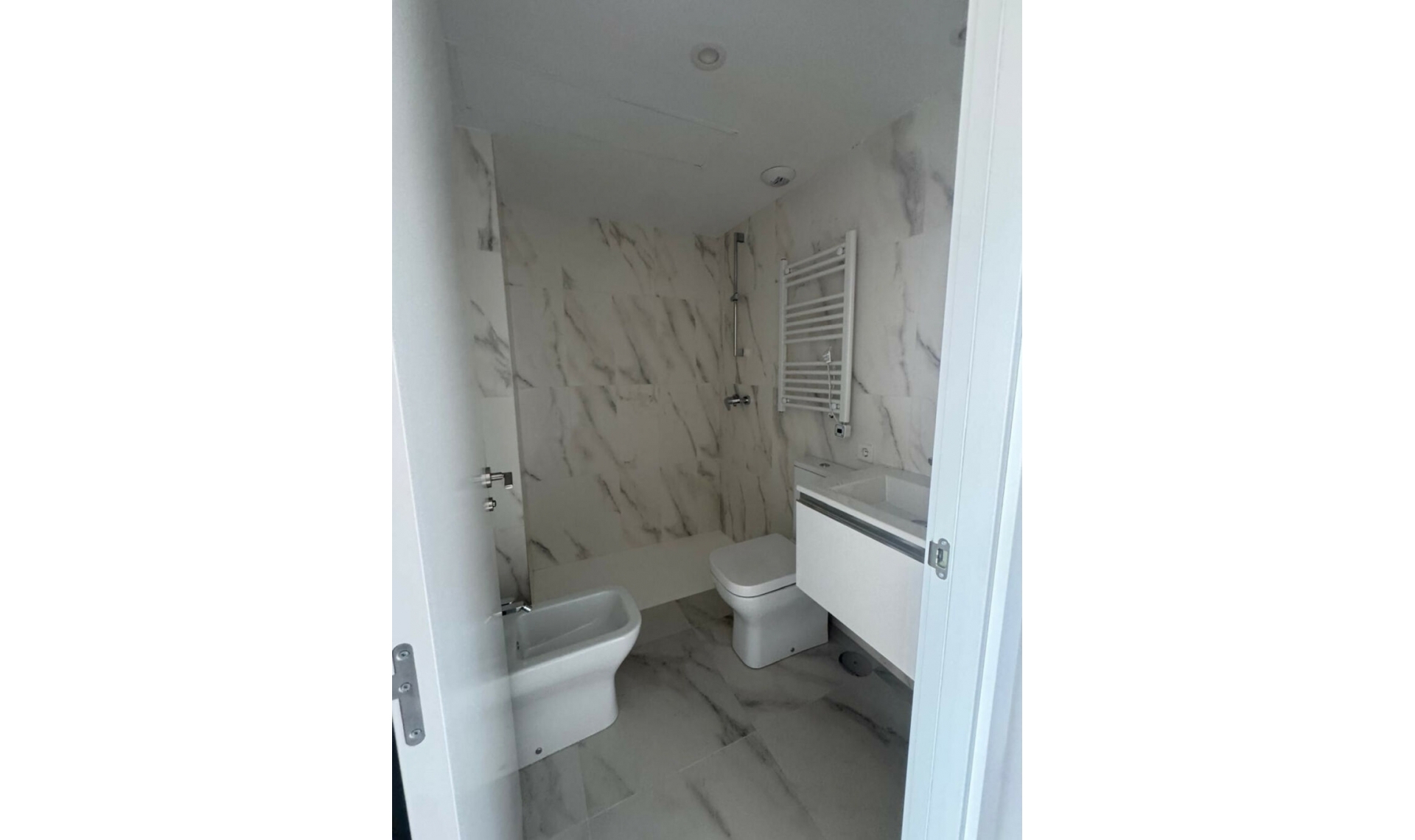 Další prodej - Apartment -
Estepona