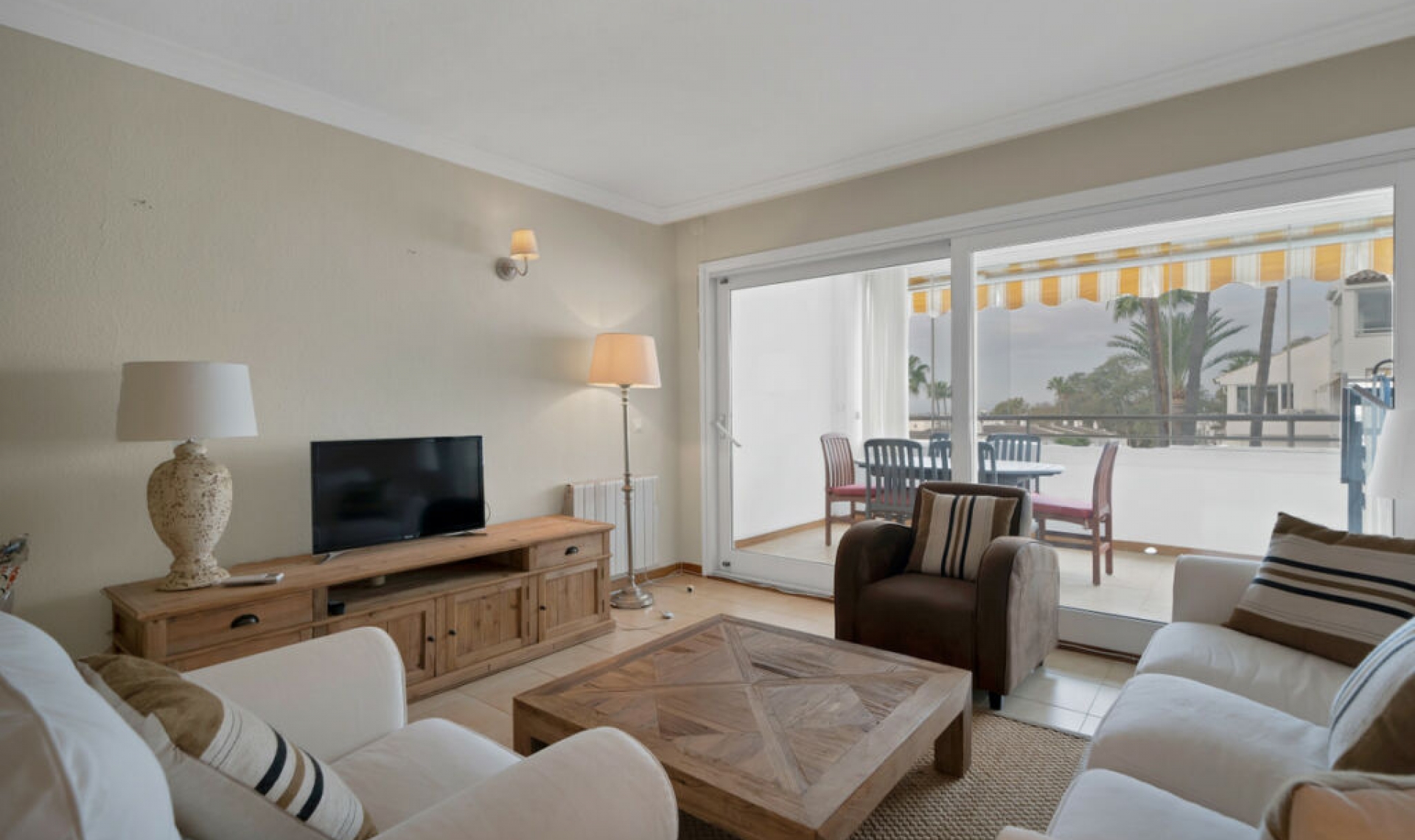 Další prodej - Apartment -
Estepona
