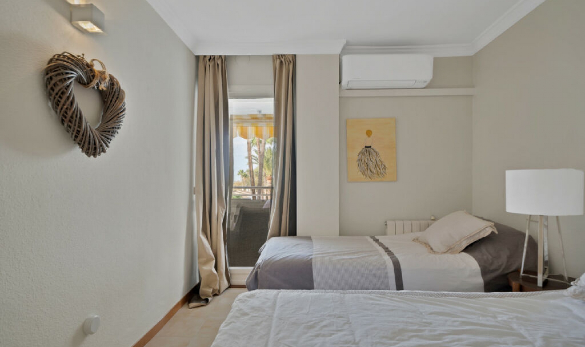 Další prodej - Apartment -
Estepona