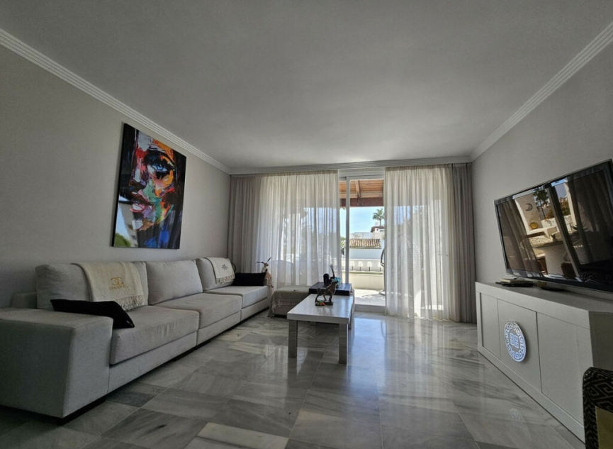 Další prodej - Apartment -
Estepona