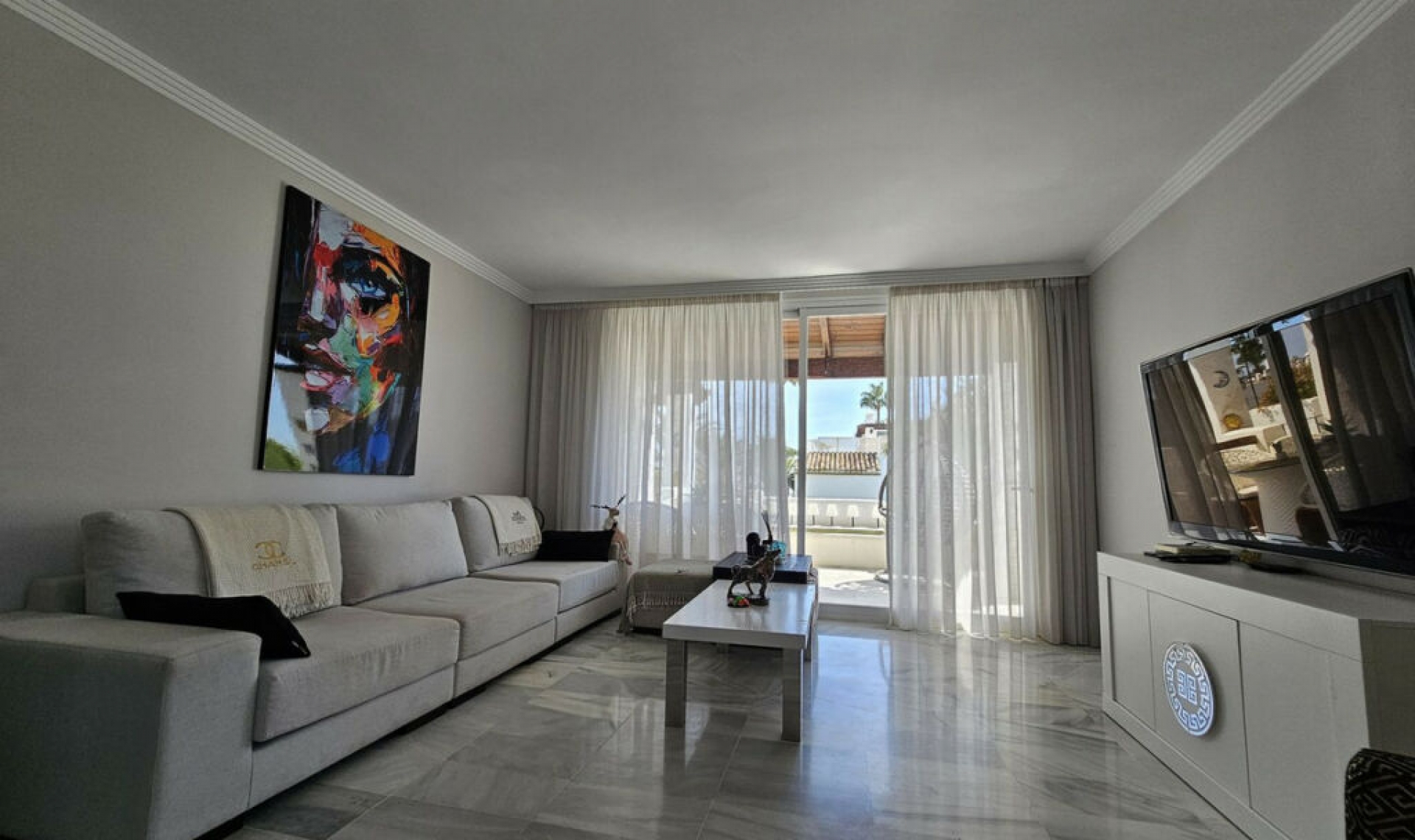 Další prodej - Apartment -
Estepona