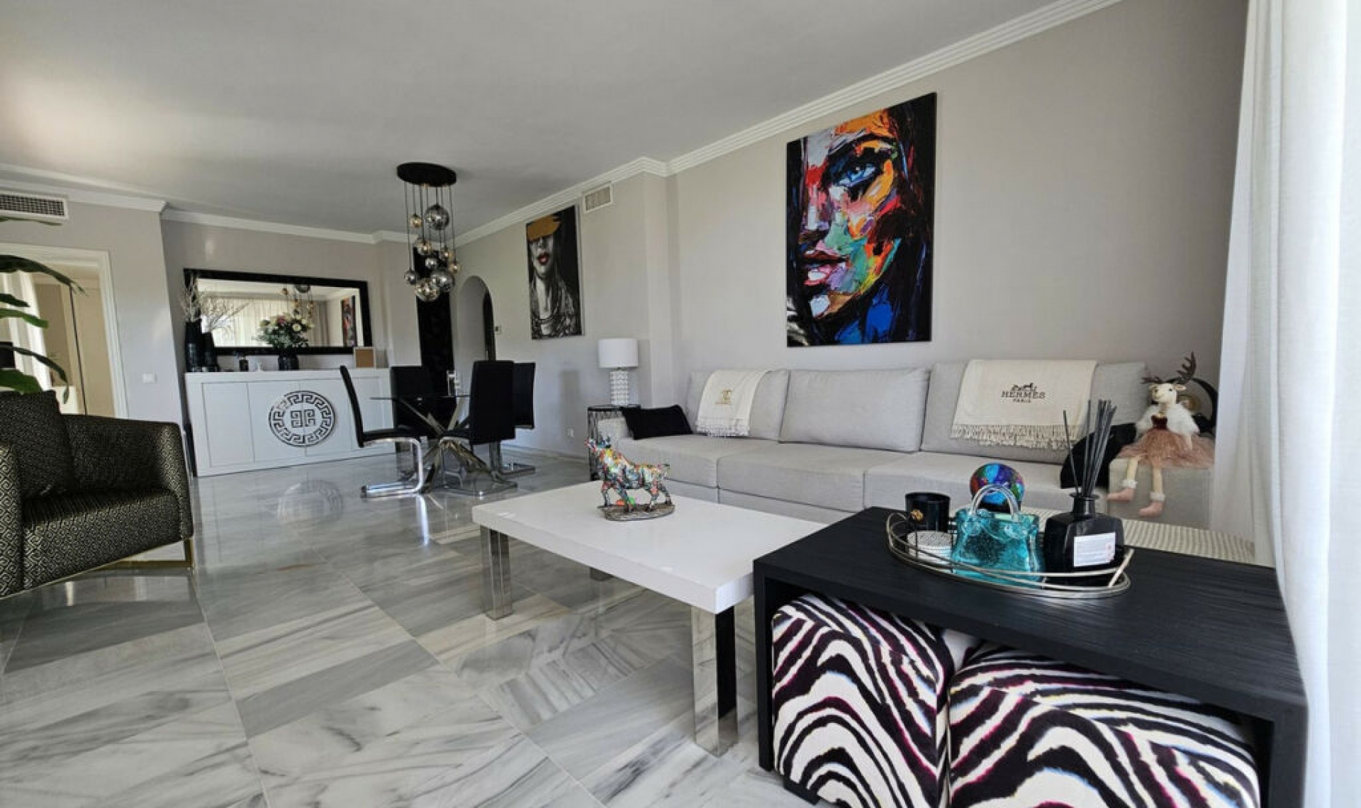 Další prodej - Apartment -
Estepona