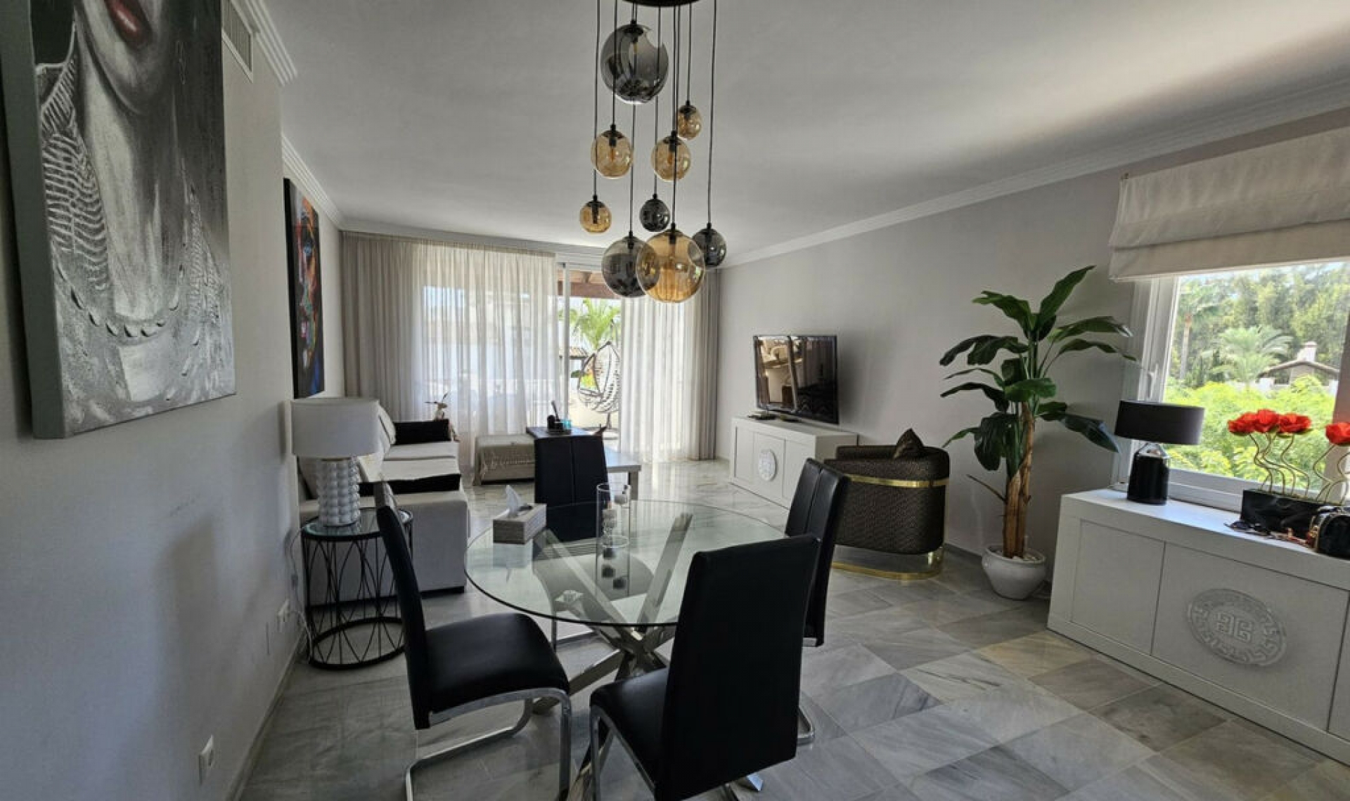 Další prodej - Apartment -
Estepona