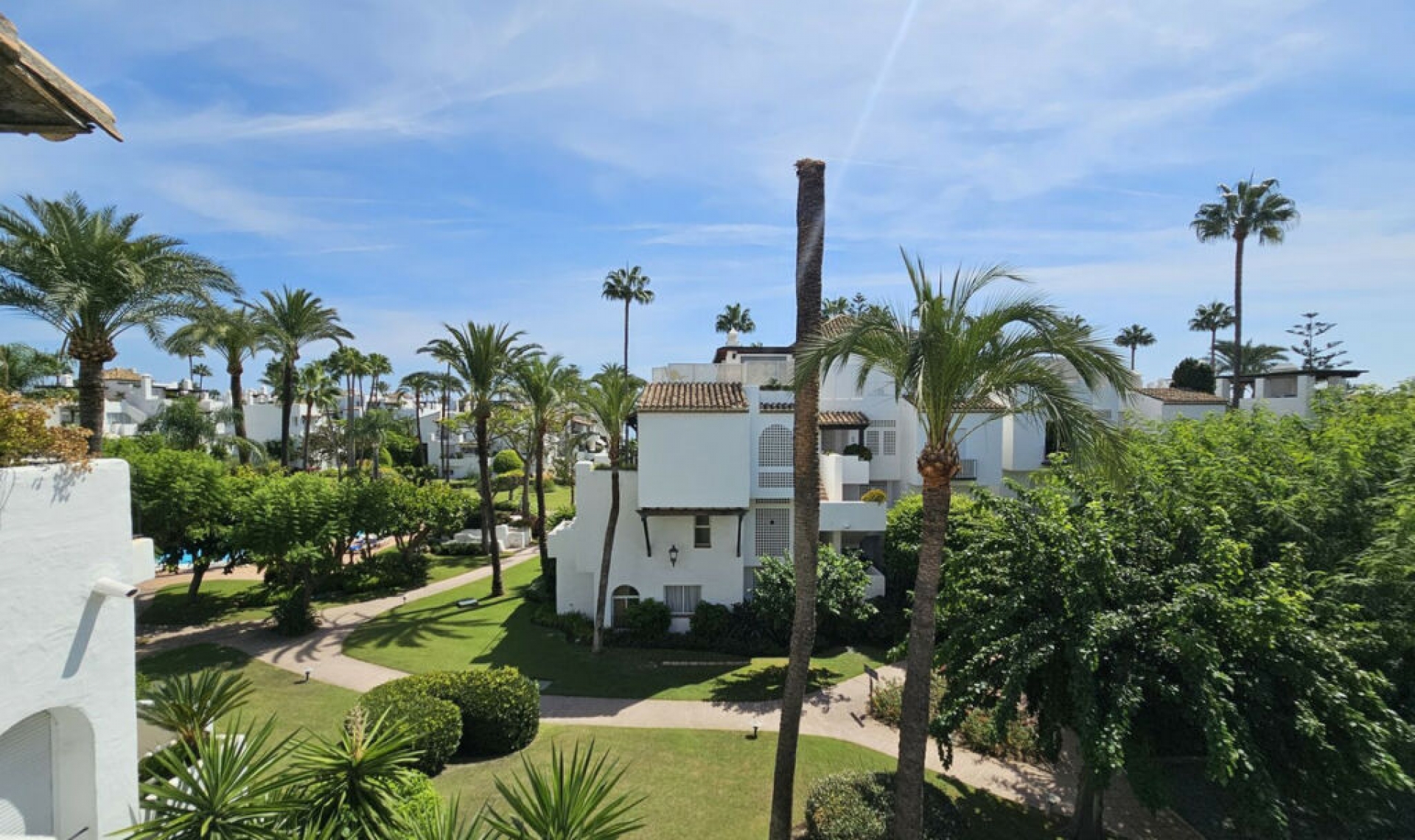 Další prodej - Apartment -
Estepona