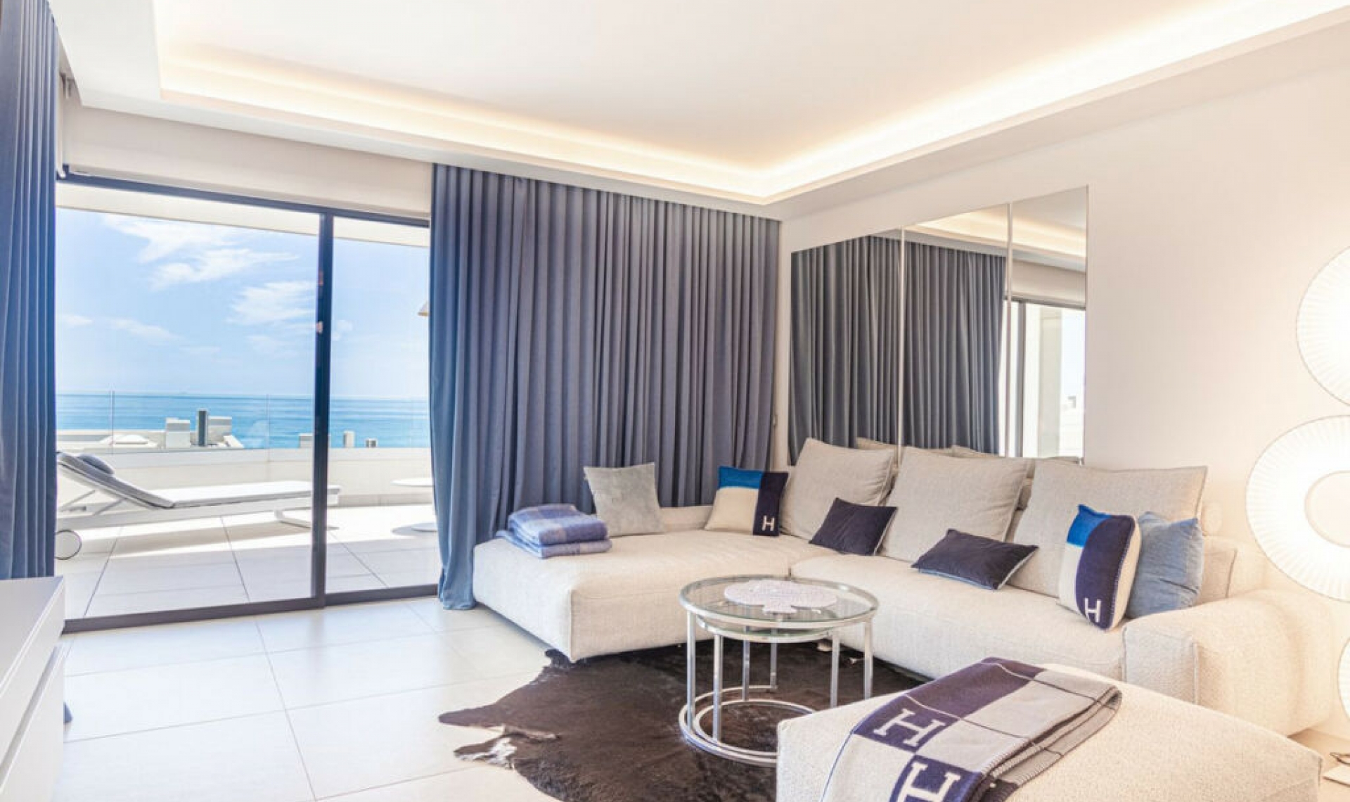 Další prodej - Apartment -
Estepona