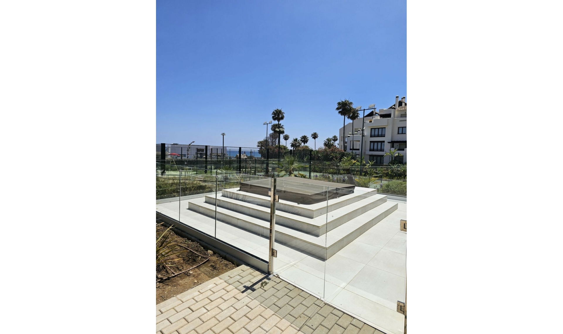 Další prodej - Apartment -
Estepona