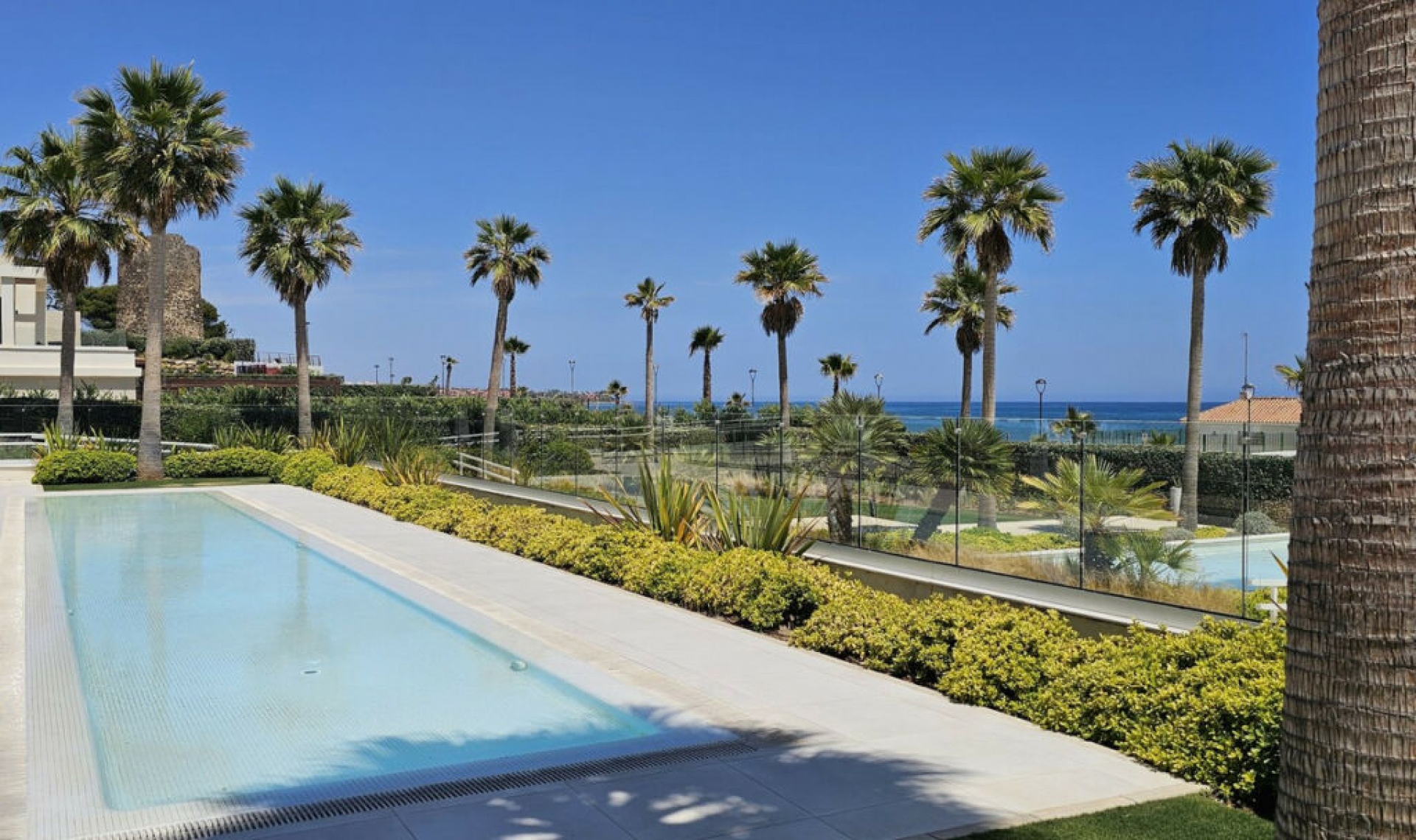 Další prodej - Apartment -
Estepona