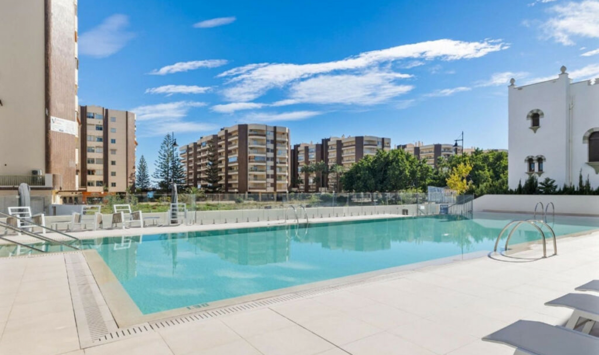 Další prodej - Apartment -
Fuengirola