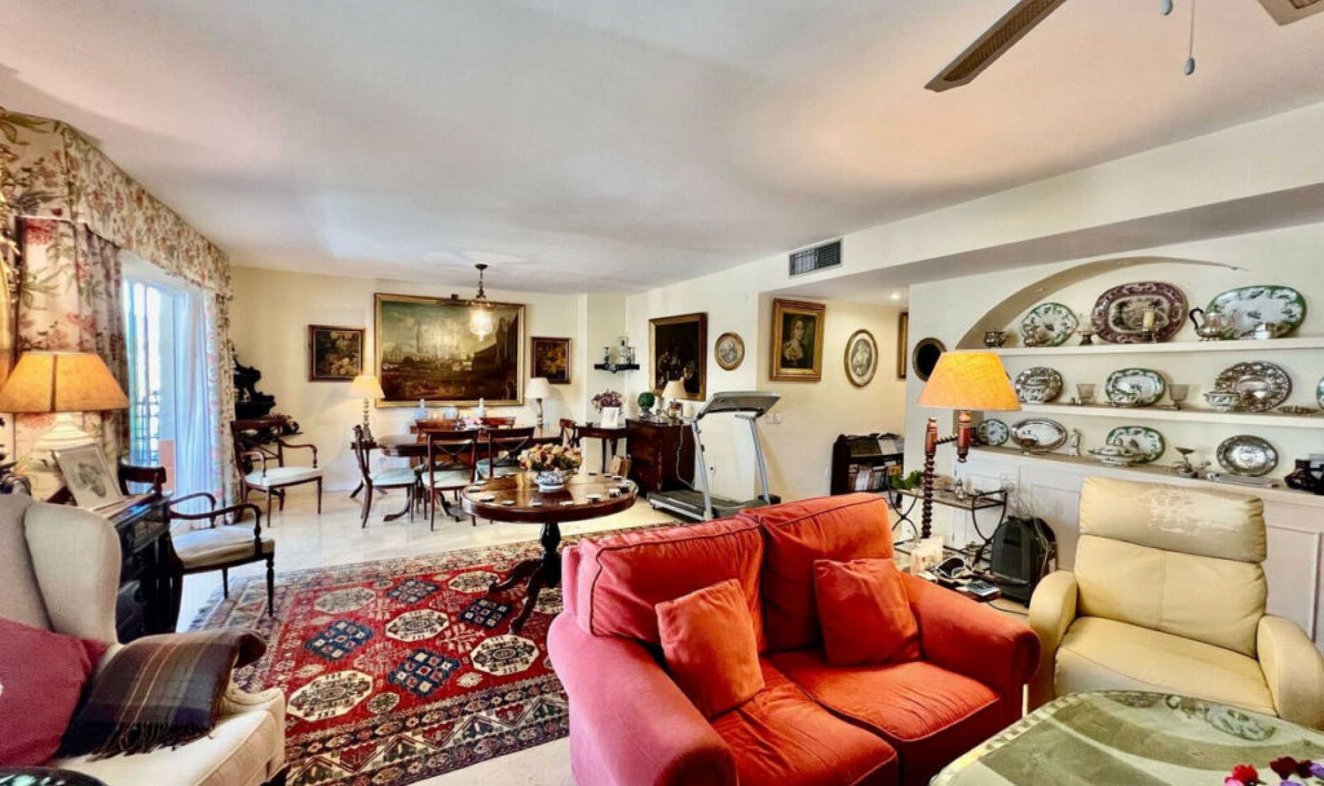 Další prodej - Apartment -
Guadalmina Alta