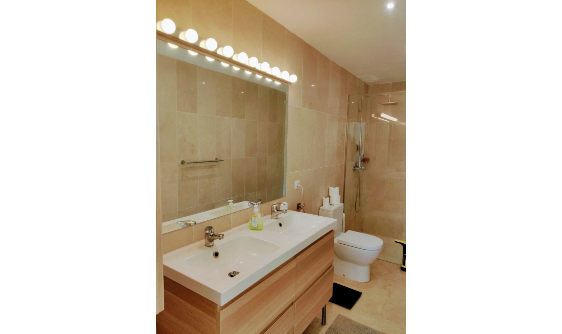 Další prodej - Apartment -
Guadalmina Alta