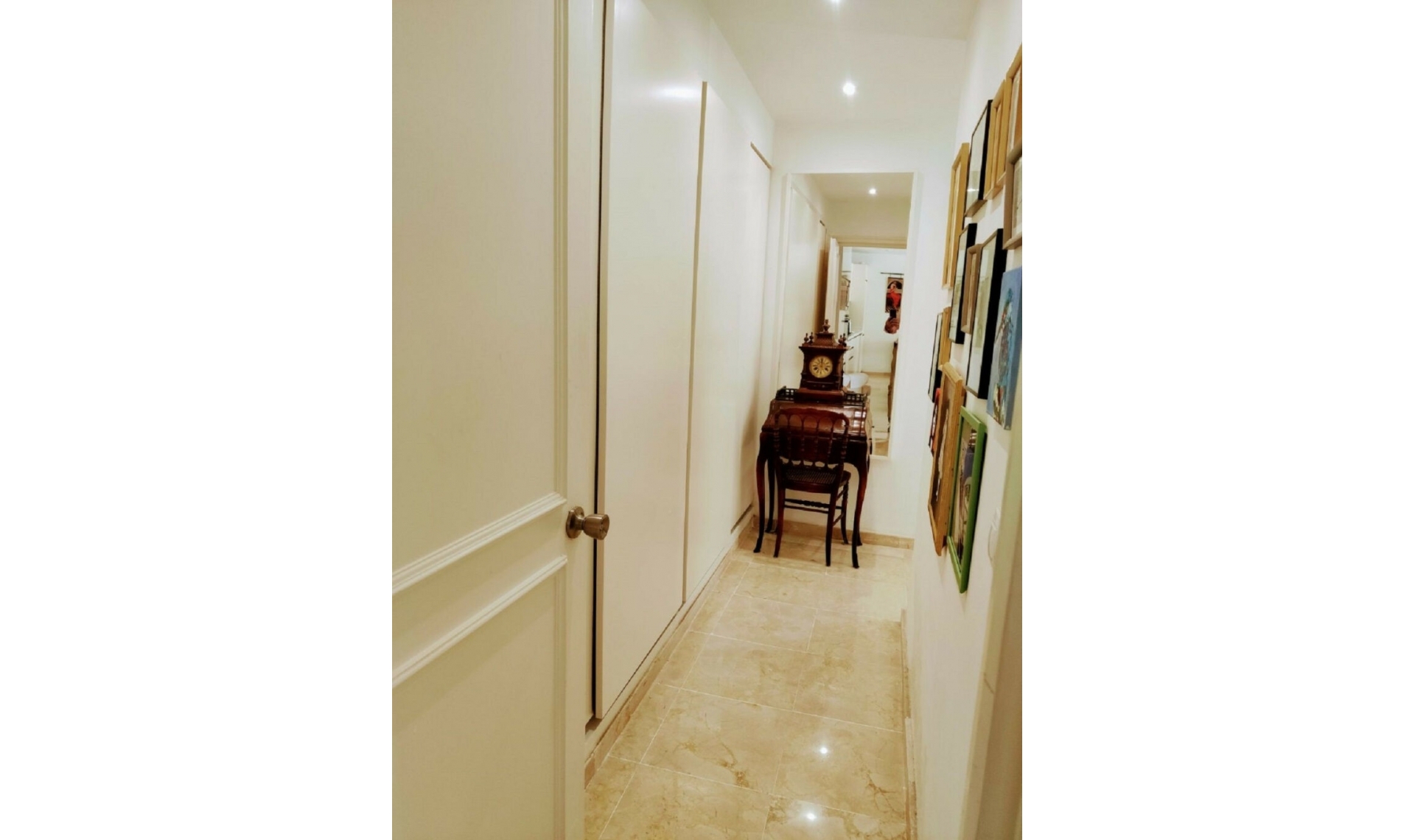 Další prodej - Apartment -
Guadalmina Alta