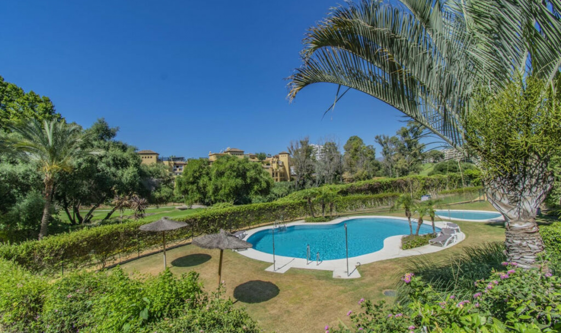 Další prodej - Apartment -
Guadalmina Alta